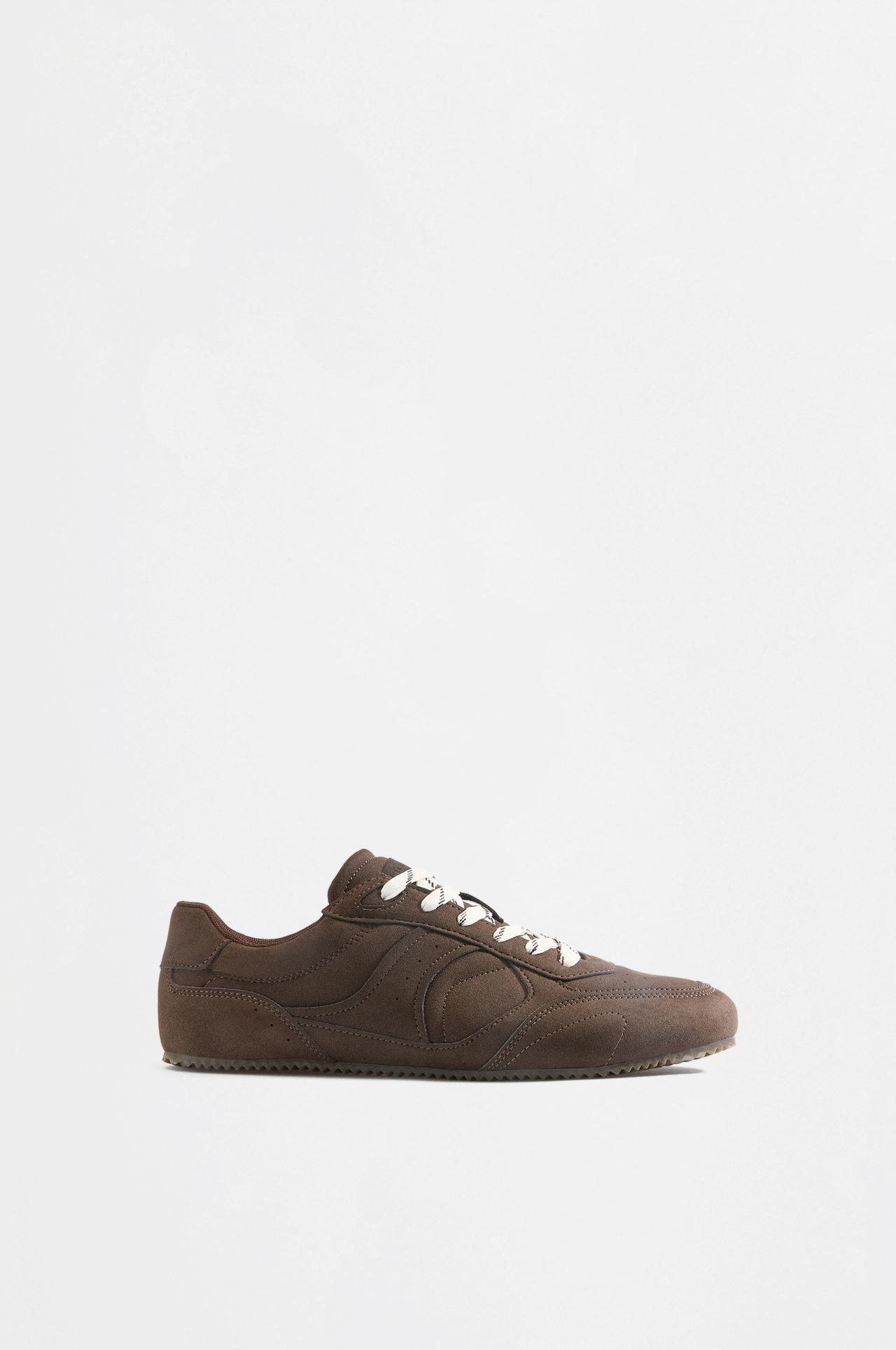 Thin-soled slippers — BROWN