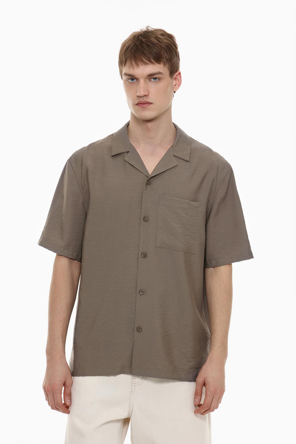 Flowing short sleeve shirt