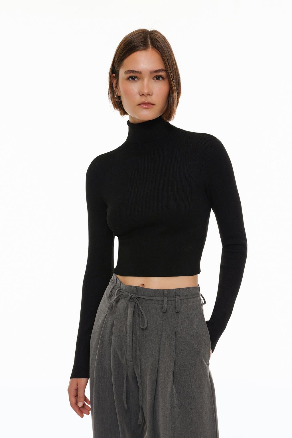 Jersey cropped de cuello vuelto