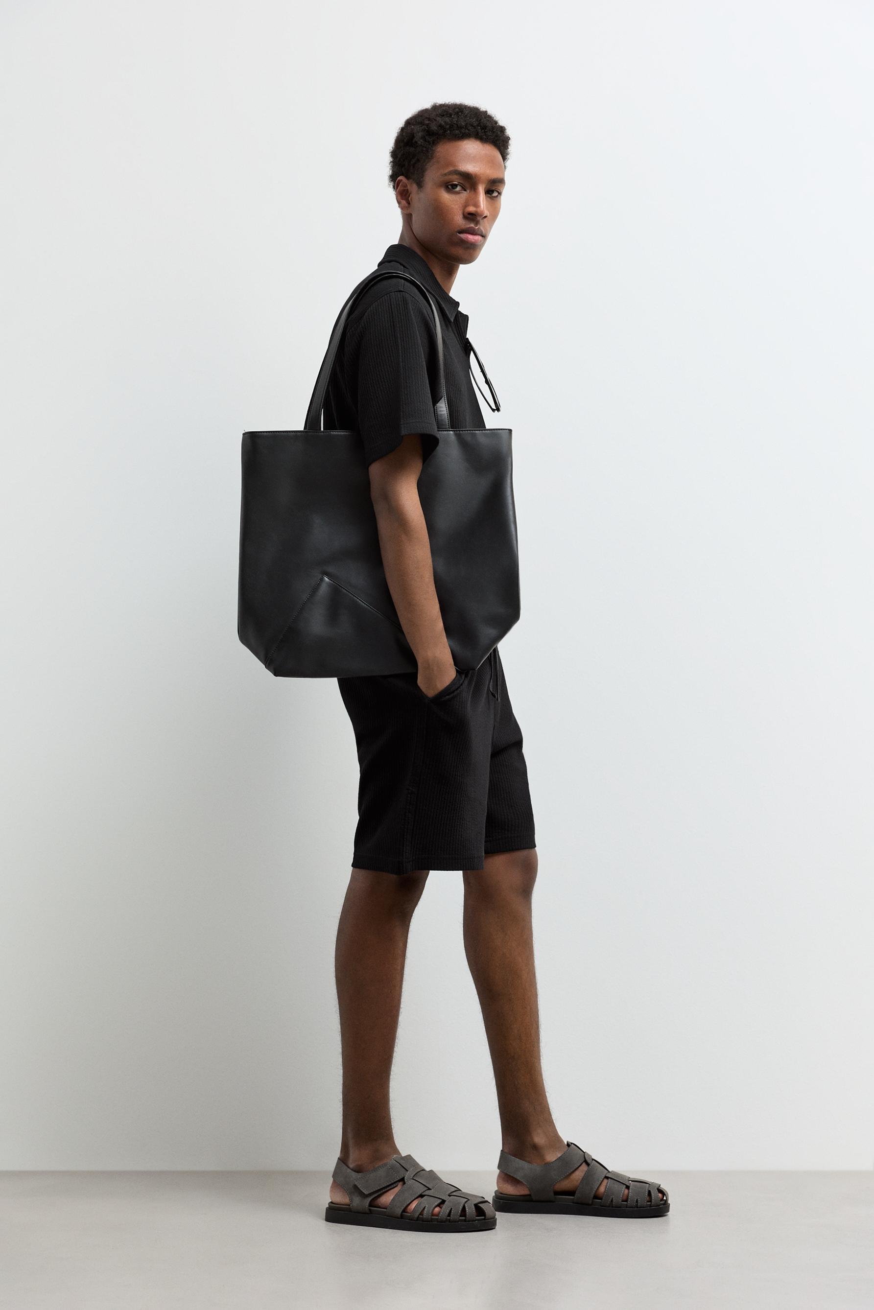 Textured tracksuit Bermuda shorts — BLACK