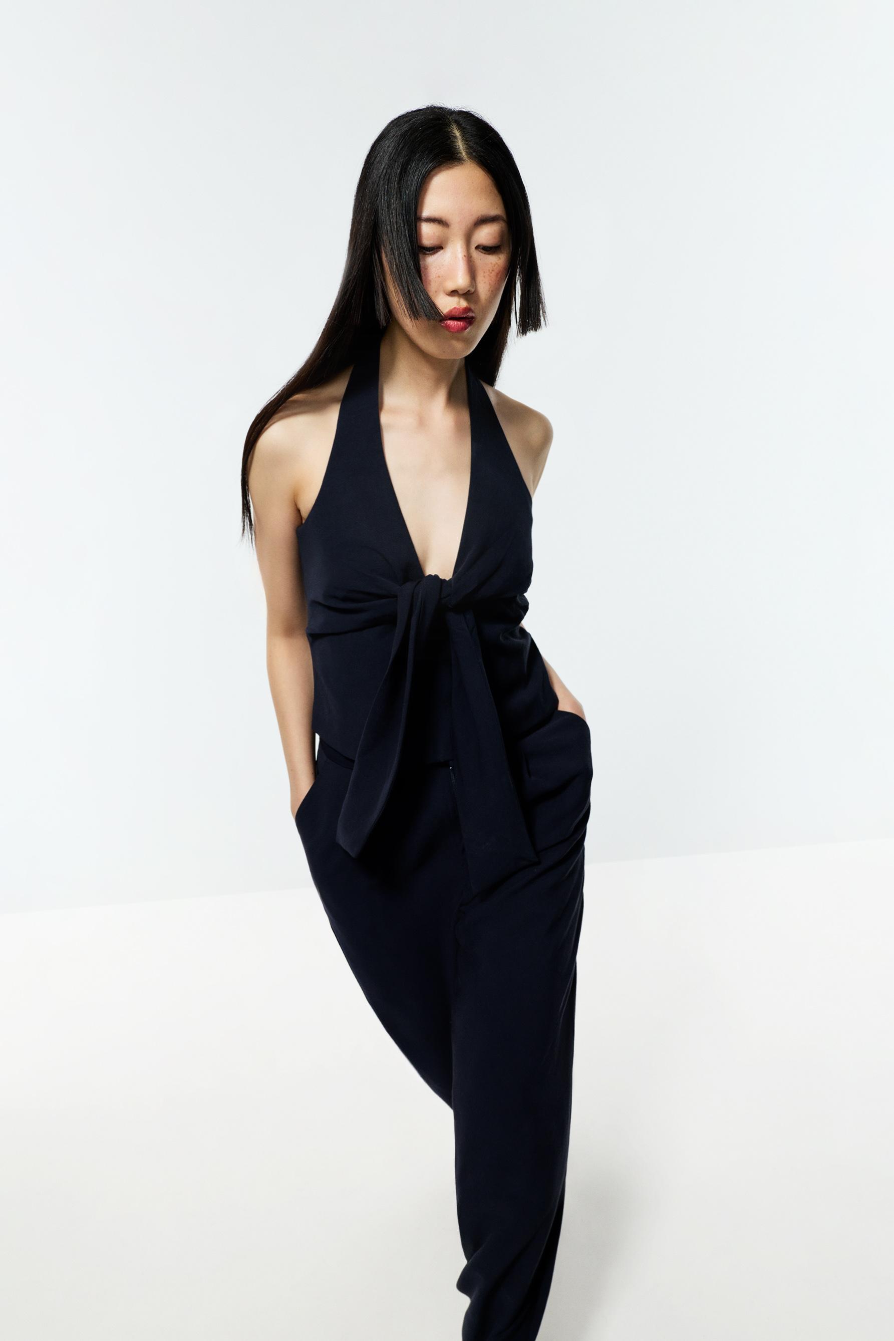 Halter top with front knot — NAVY BLUE
