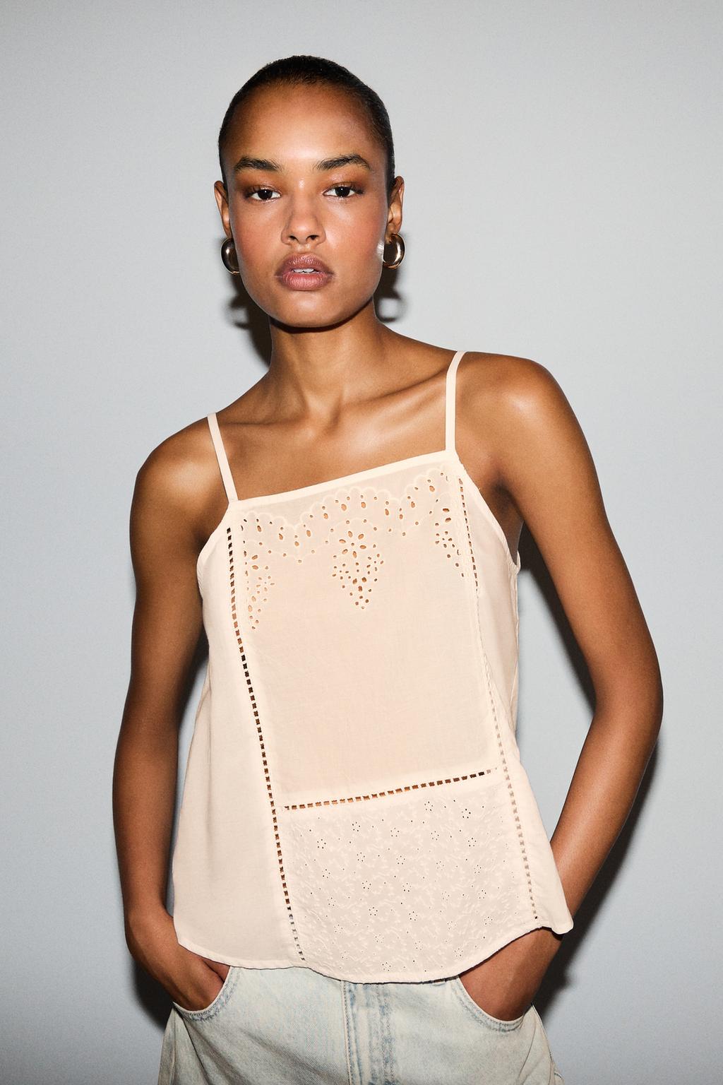 Top cu broderie