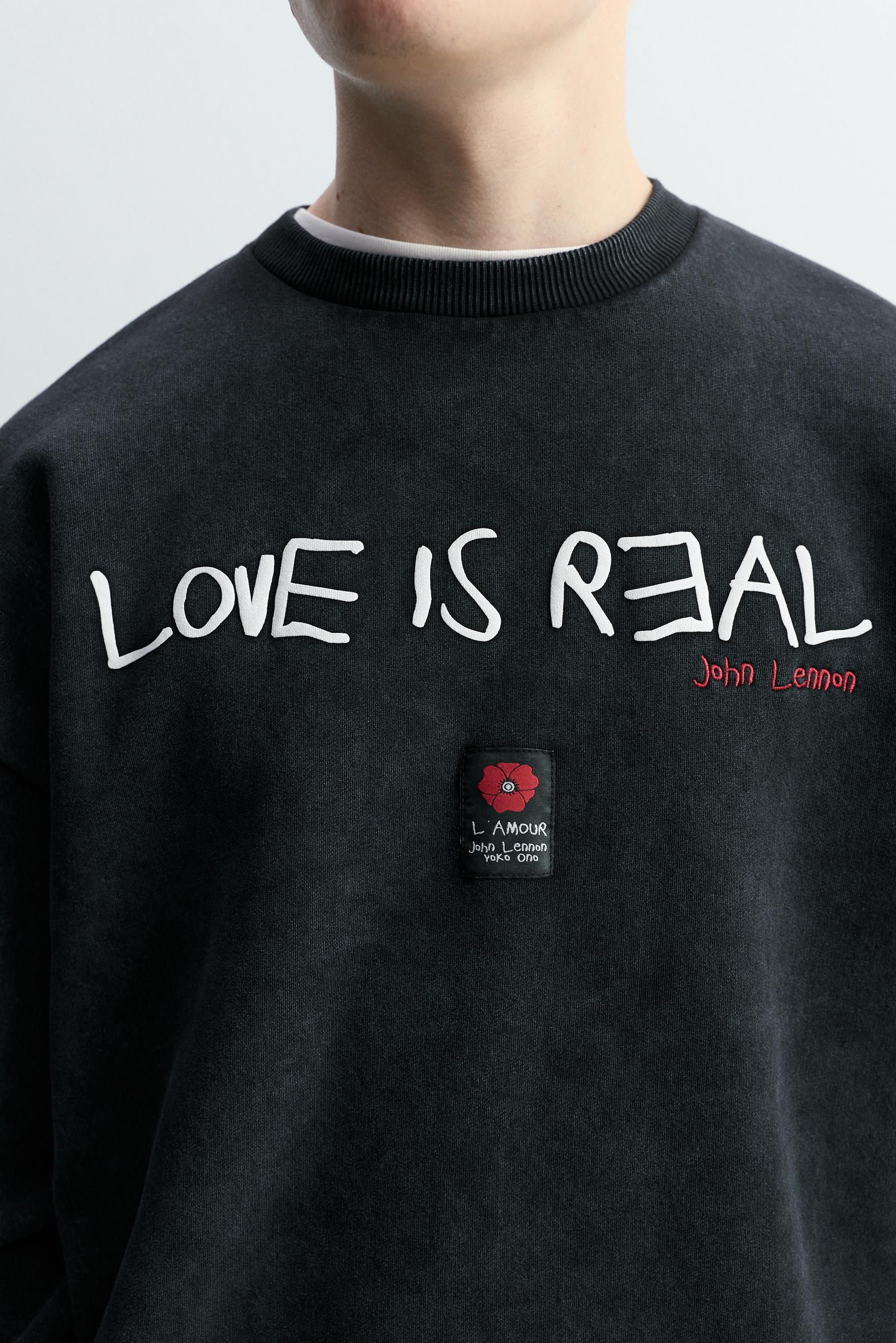 John Lennon © Universal sweatshirt - Basic T-shirt - T-shirt