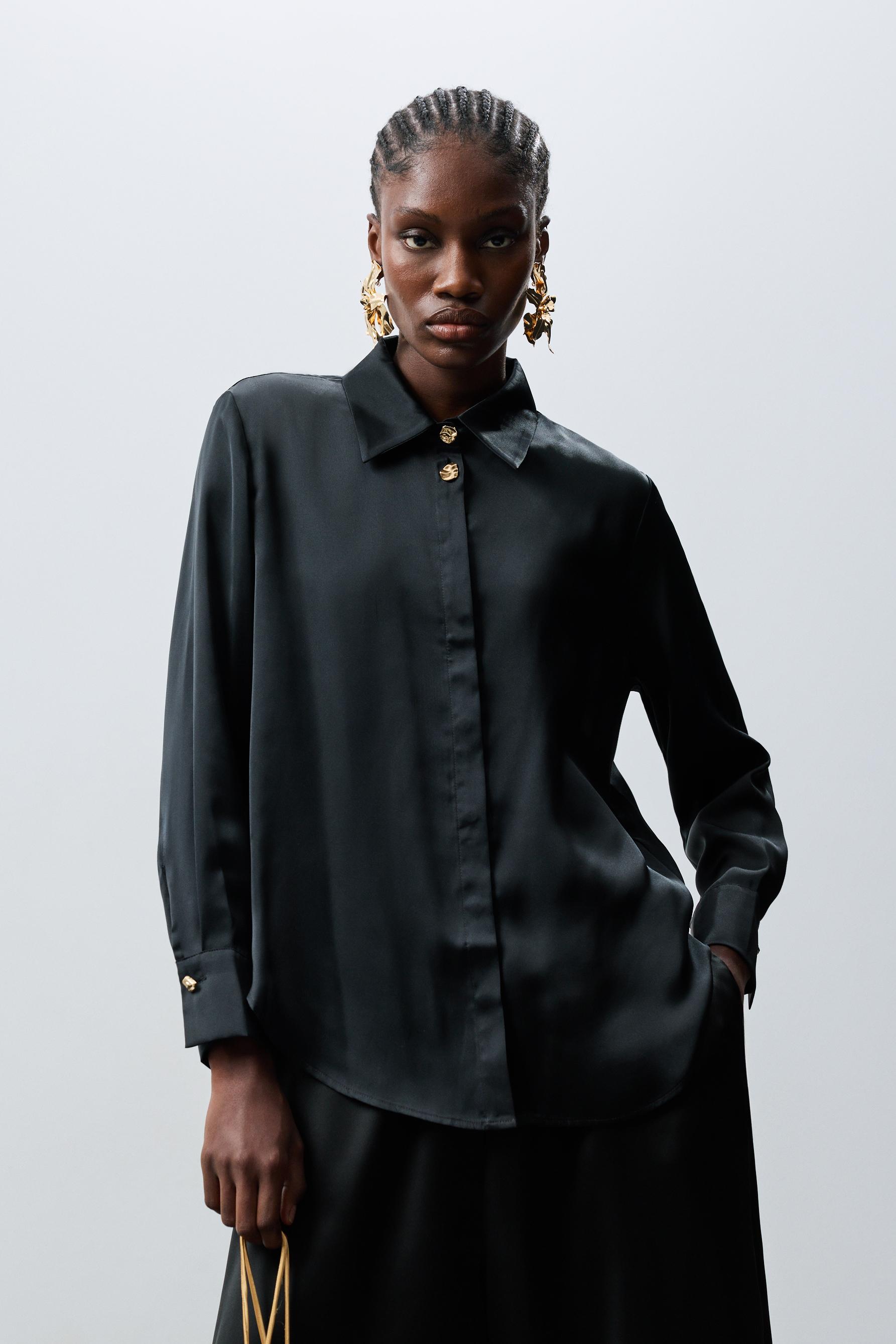 Camisa satinada joya