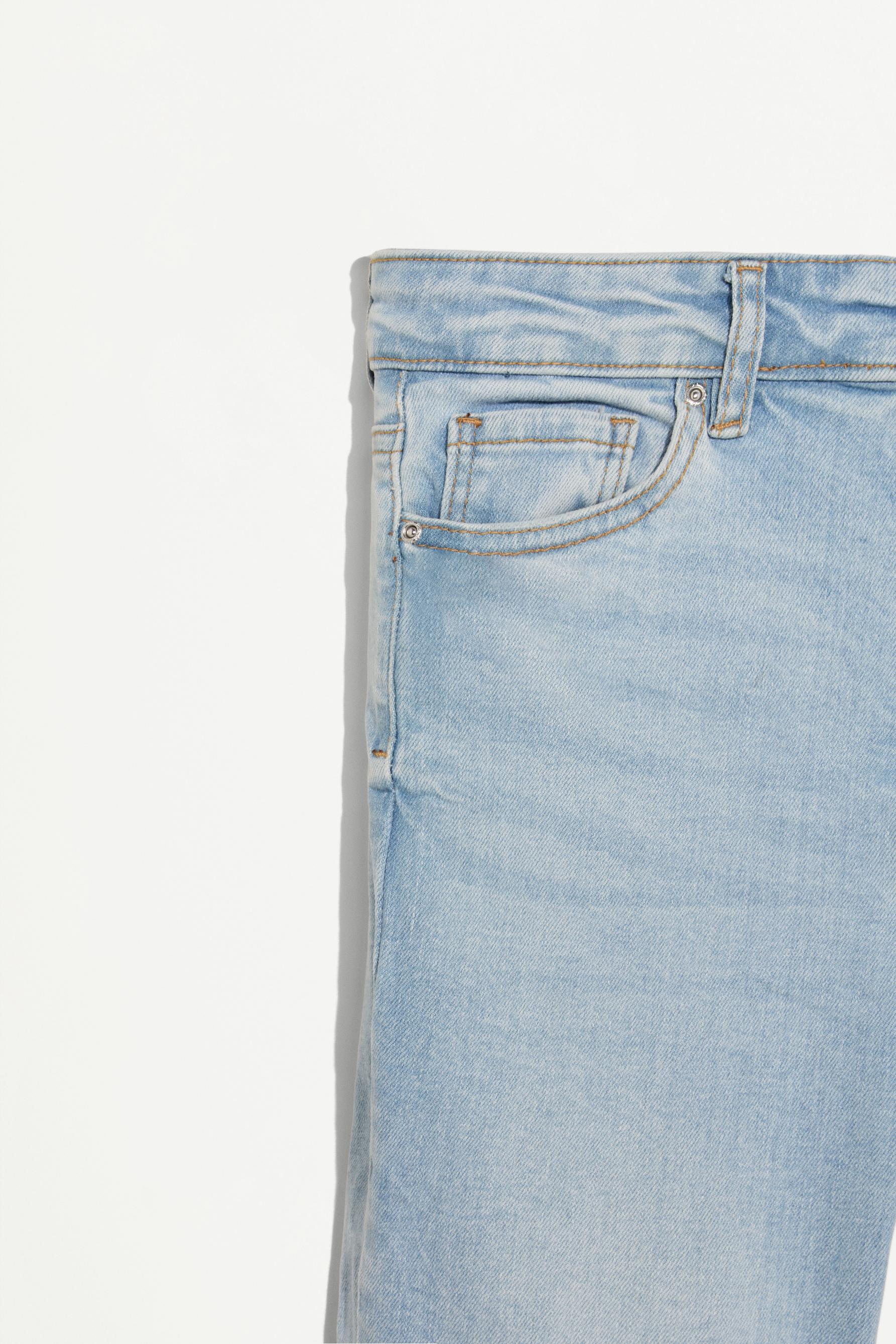 Bell bottom jeans — FADED BLUE