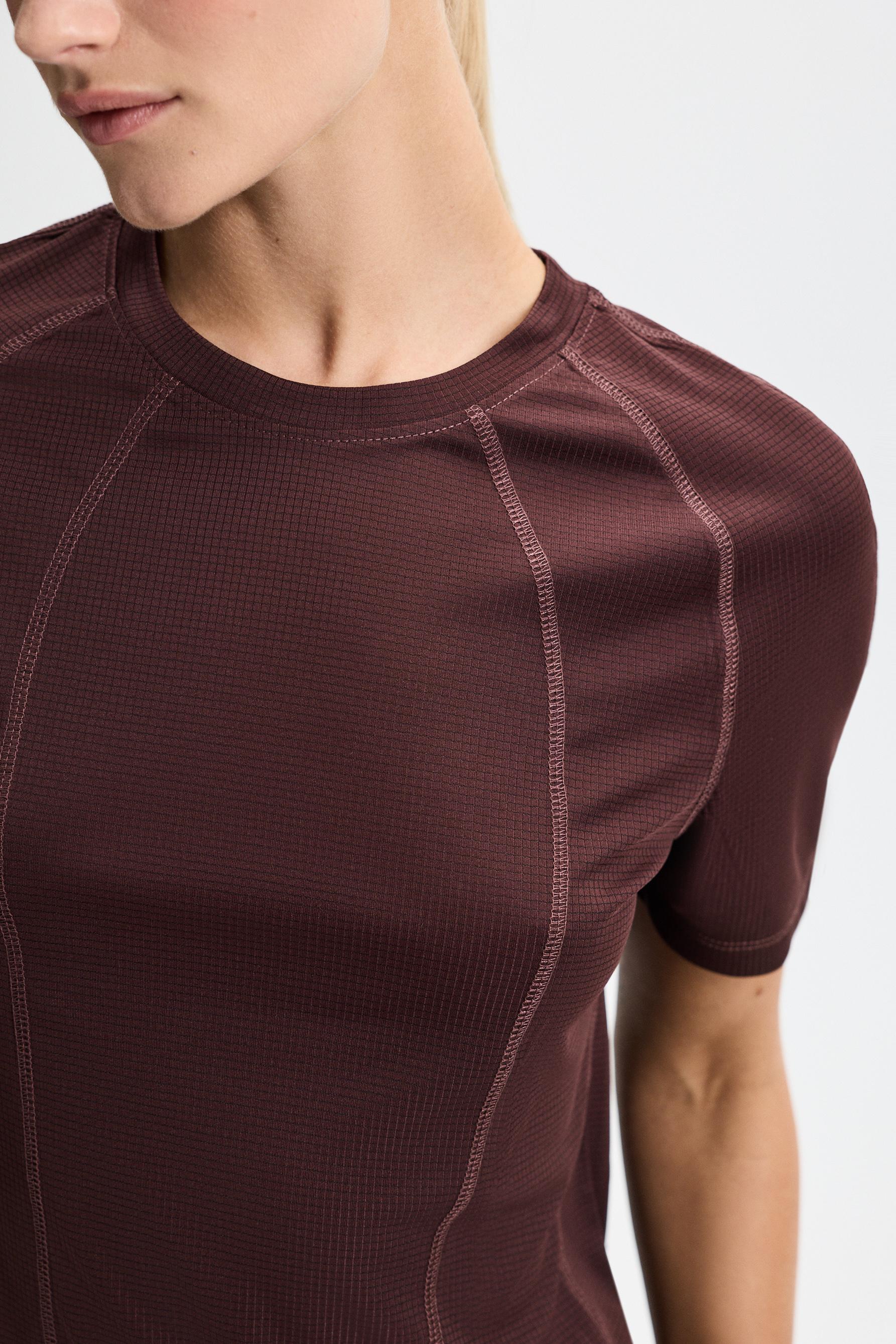 Seamed sports T-shirt — WINE