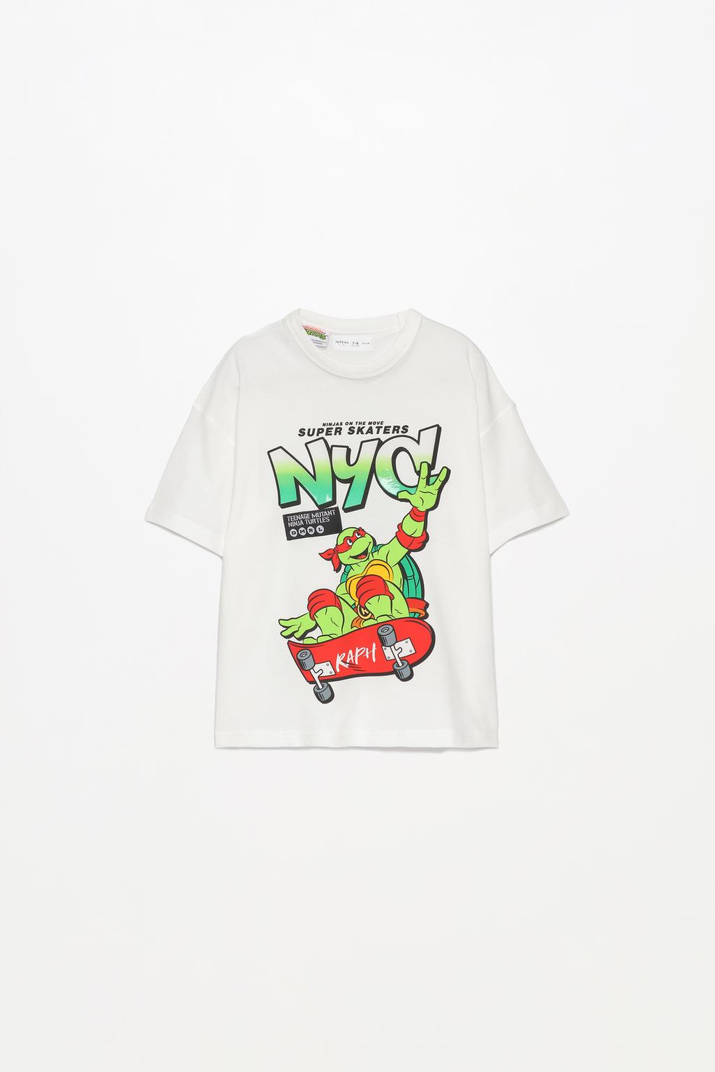 Ninja Turtles ©2024 VIACOM graffiti T-shirt