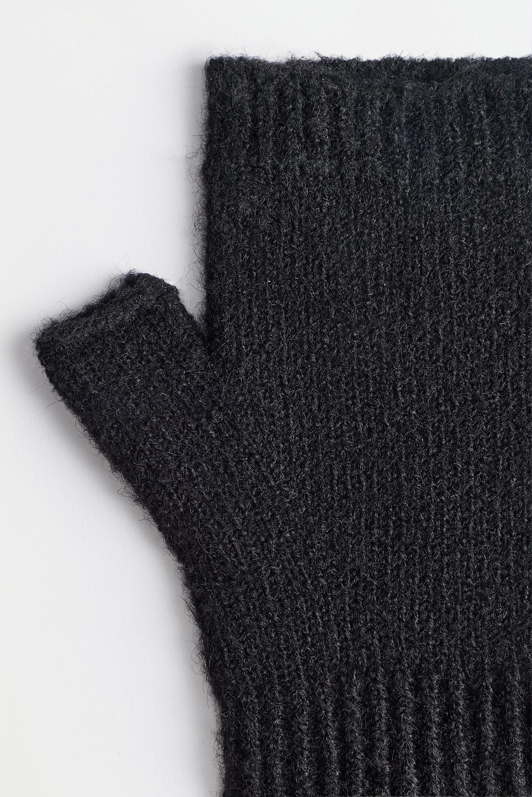 Long mitten gloves — BLACK