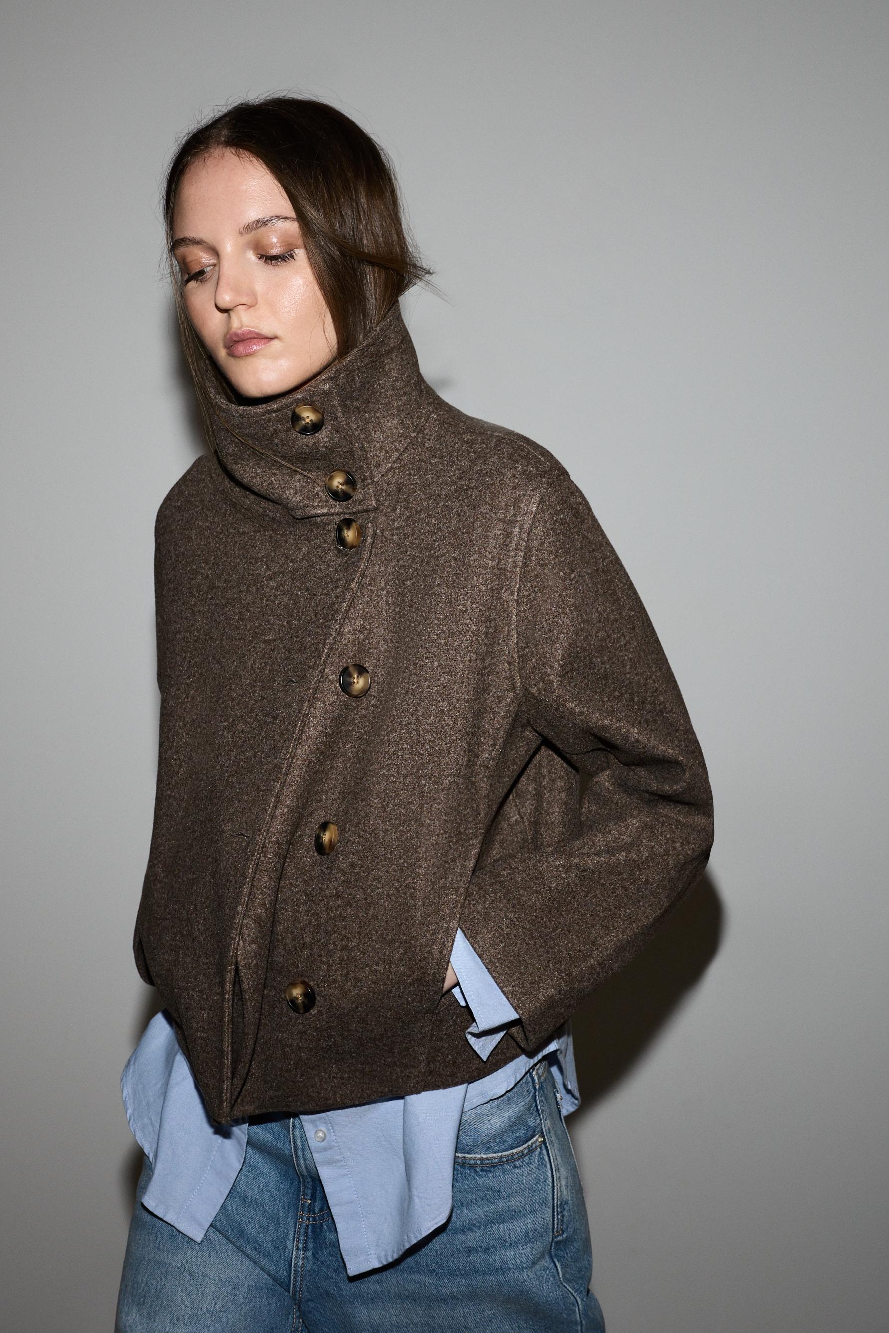 Short funnel neck jacket — BROWN
