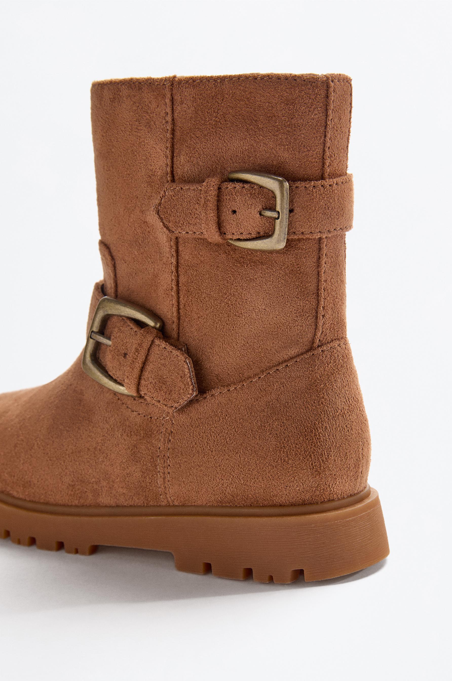 Buckle boots — LEATHER