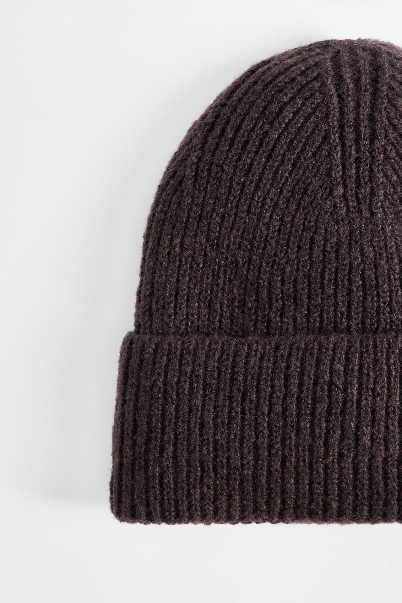 Ribbed knit beanie — CHOCOLATE