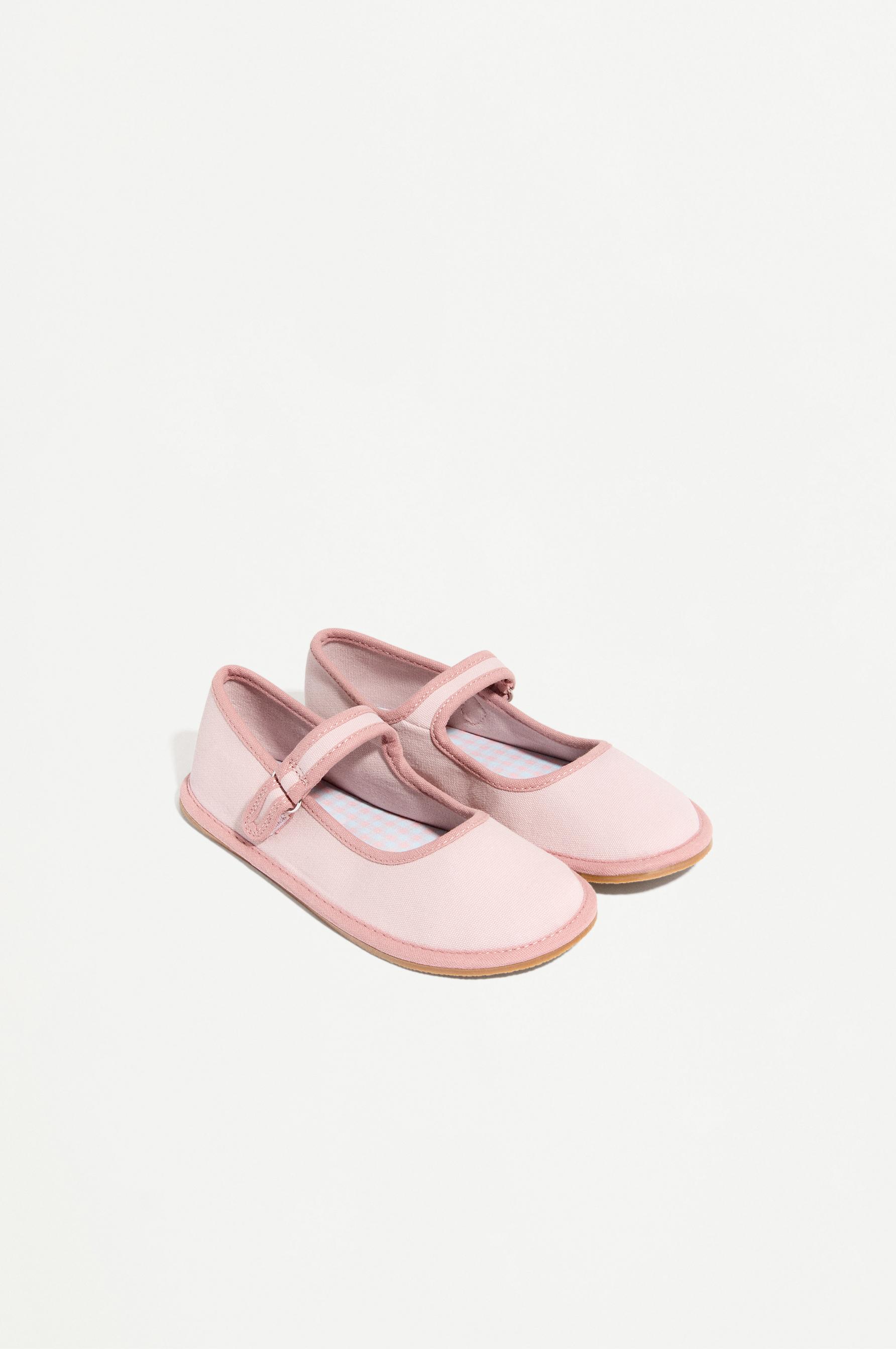 BAREFOOT MARY JANE FLATS — PINK