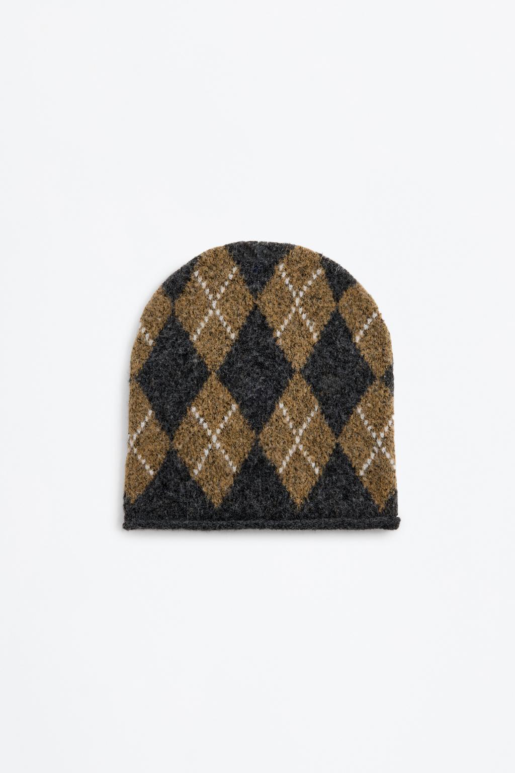 Diamond print hat