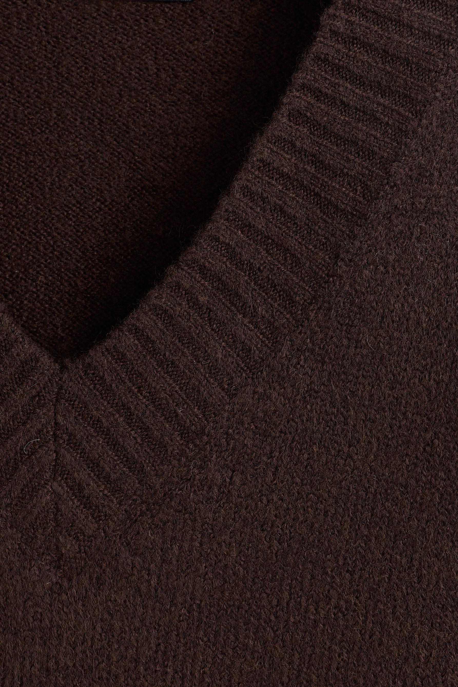 V-neck sweater — DARK BROWN