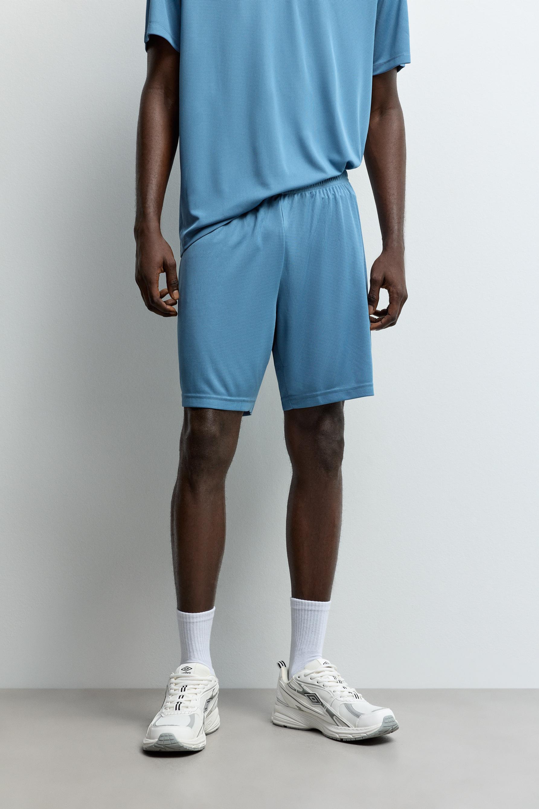 Bermuda sports shorts — PALE BLUE