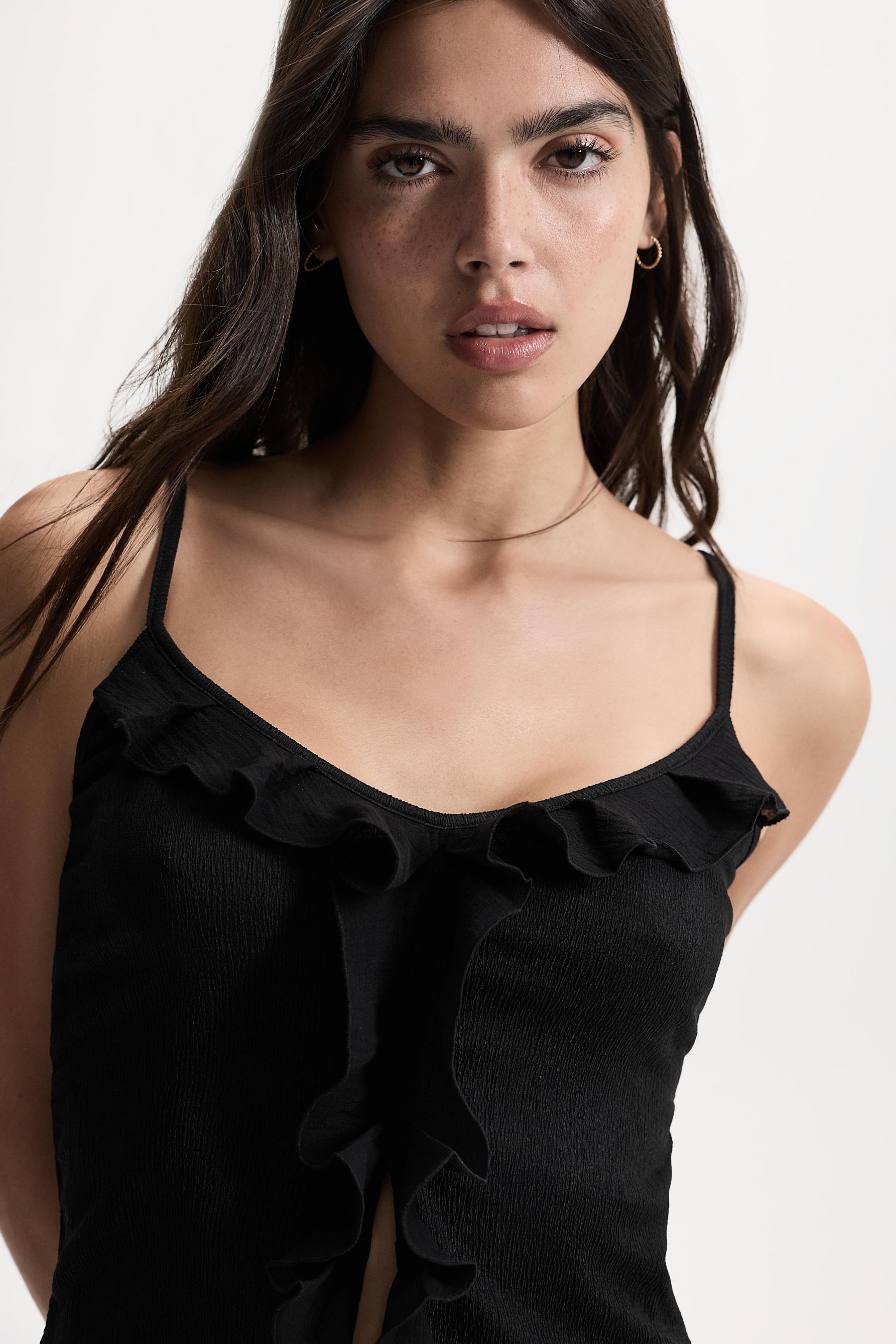 Ruffled top — BLACK