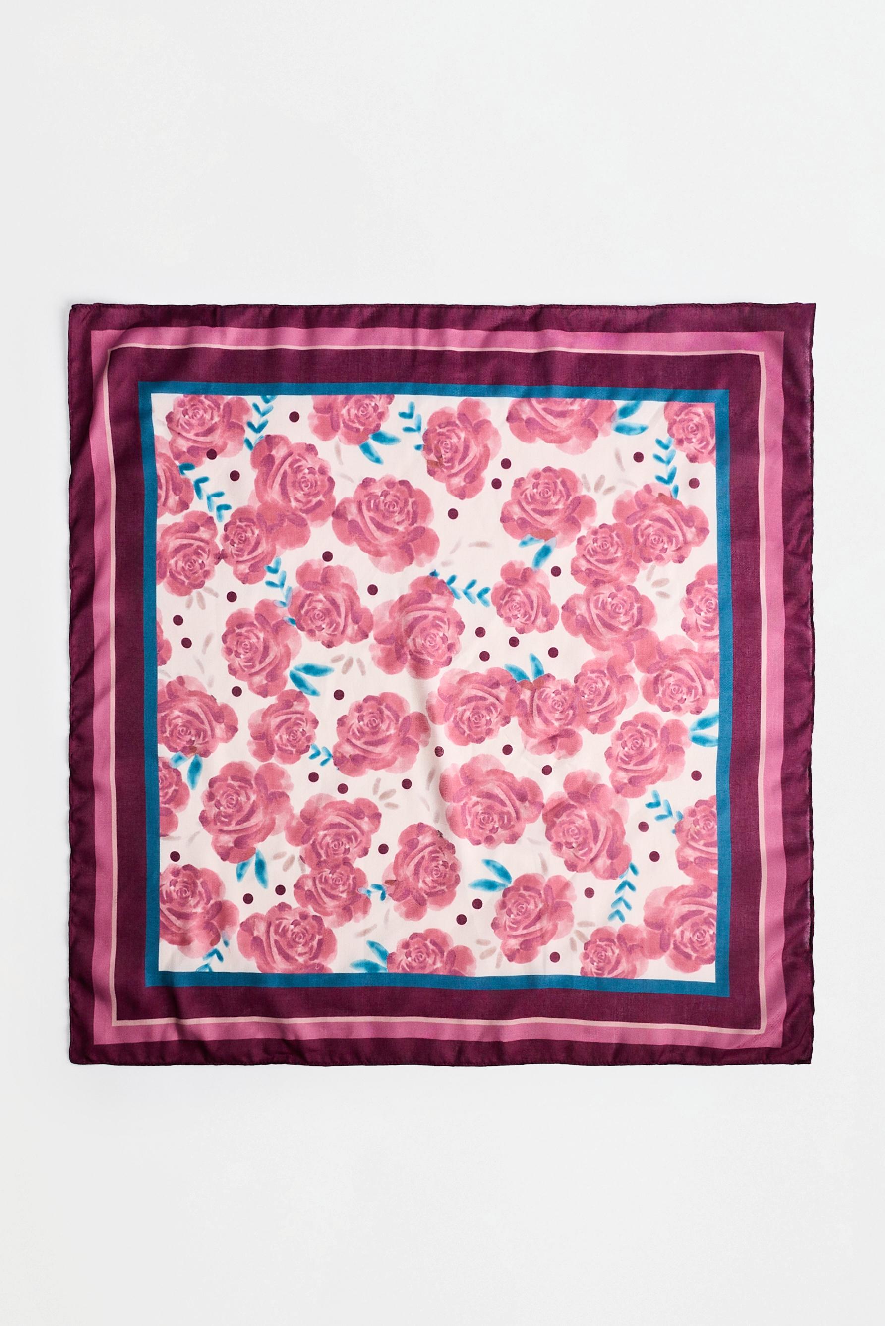Floral print scarf with metal detail — PINK