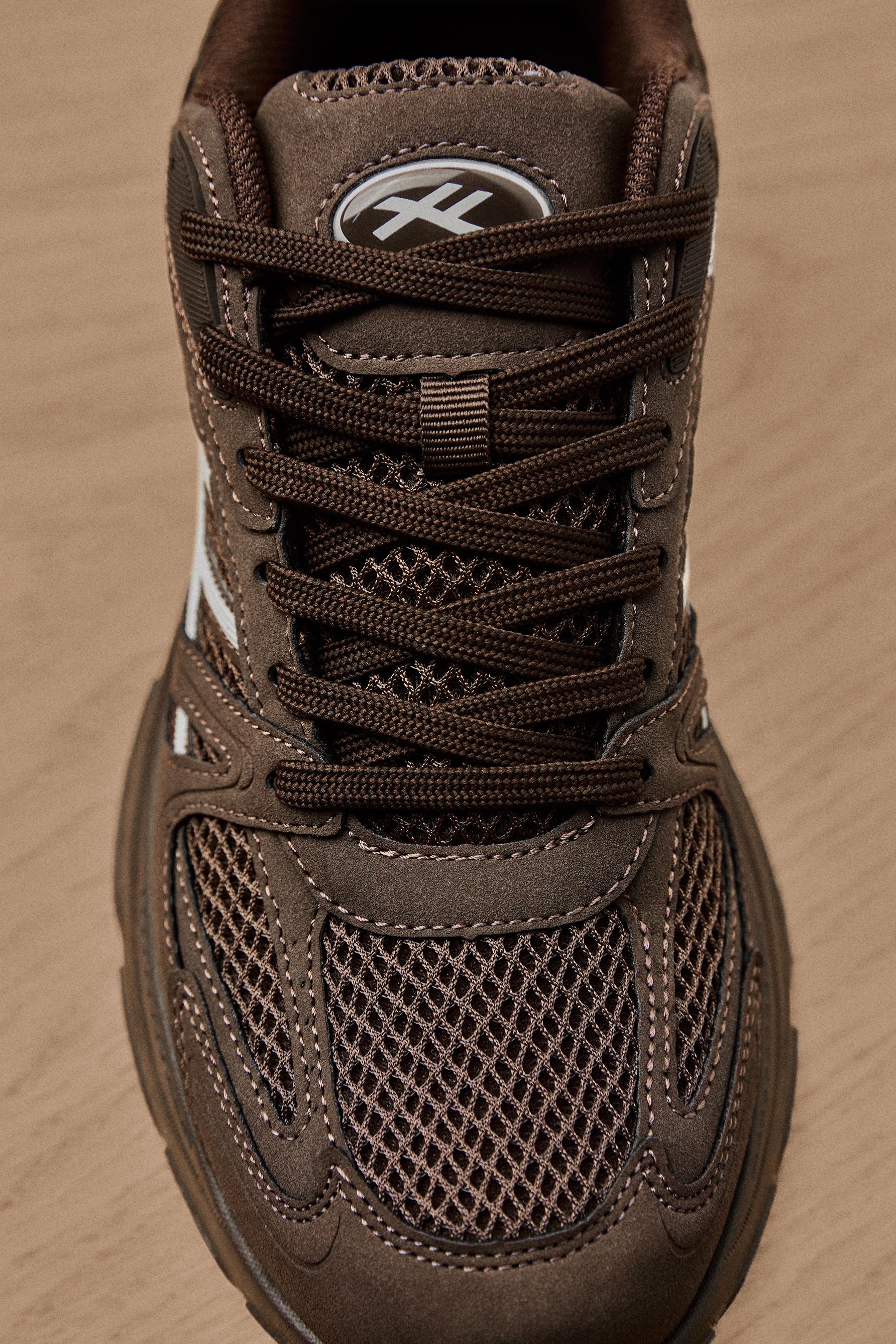 Multi-piece trainers — BROWN