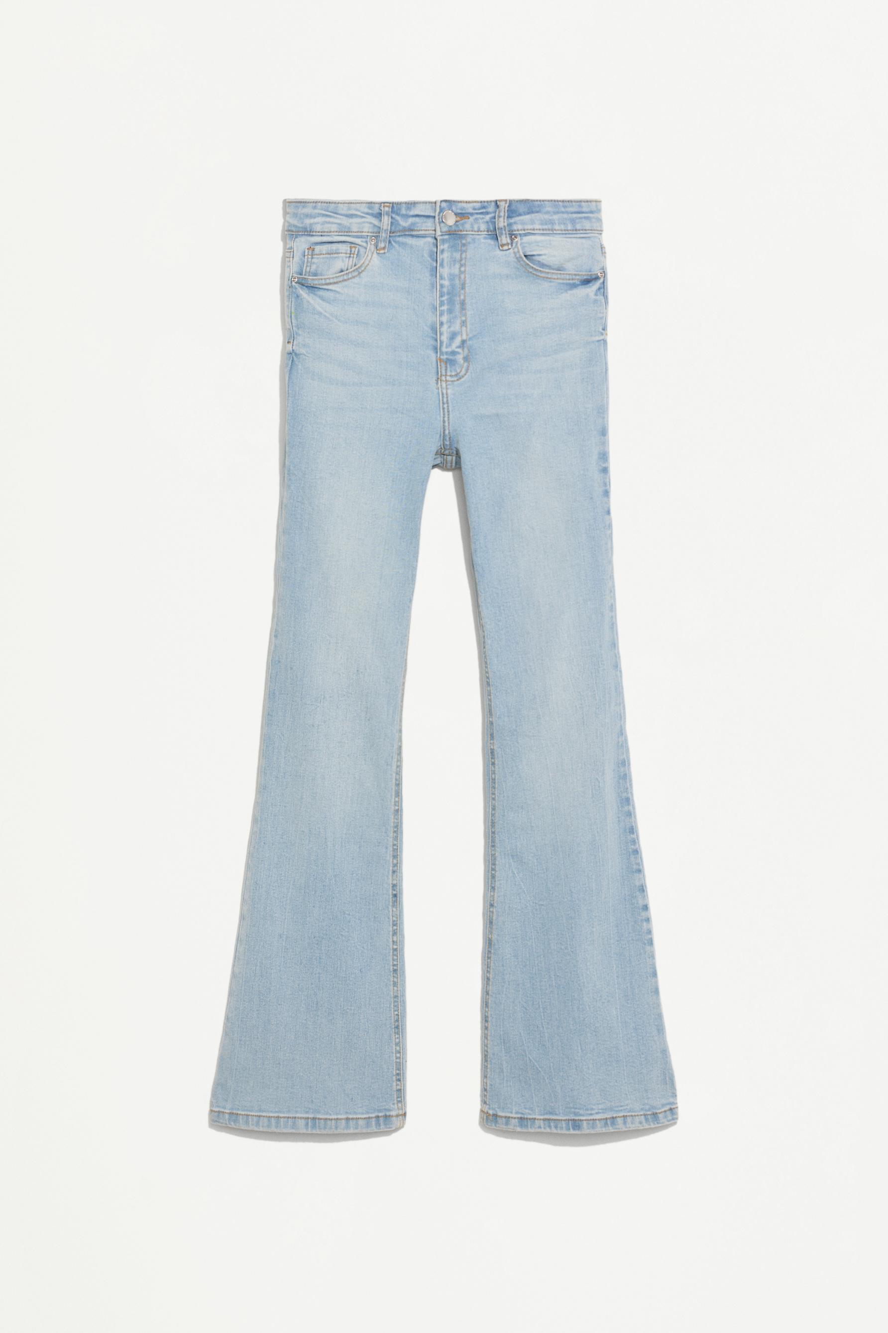 Bell bottom jeans — FADED BLUE