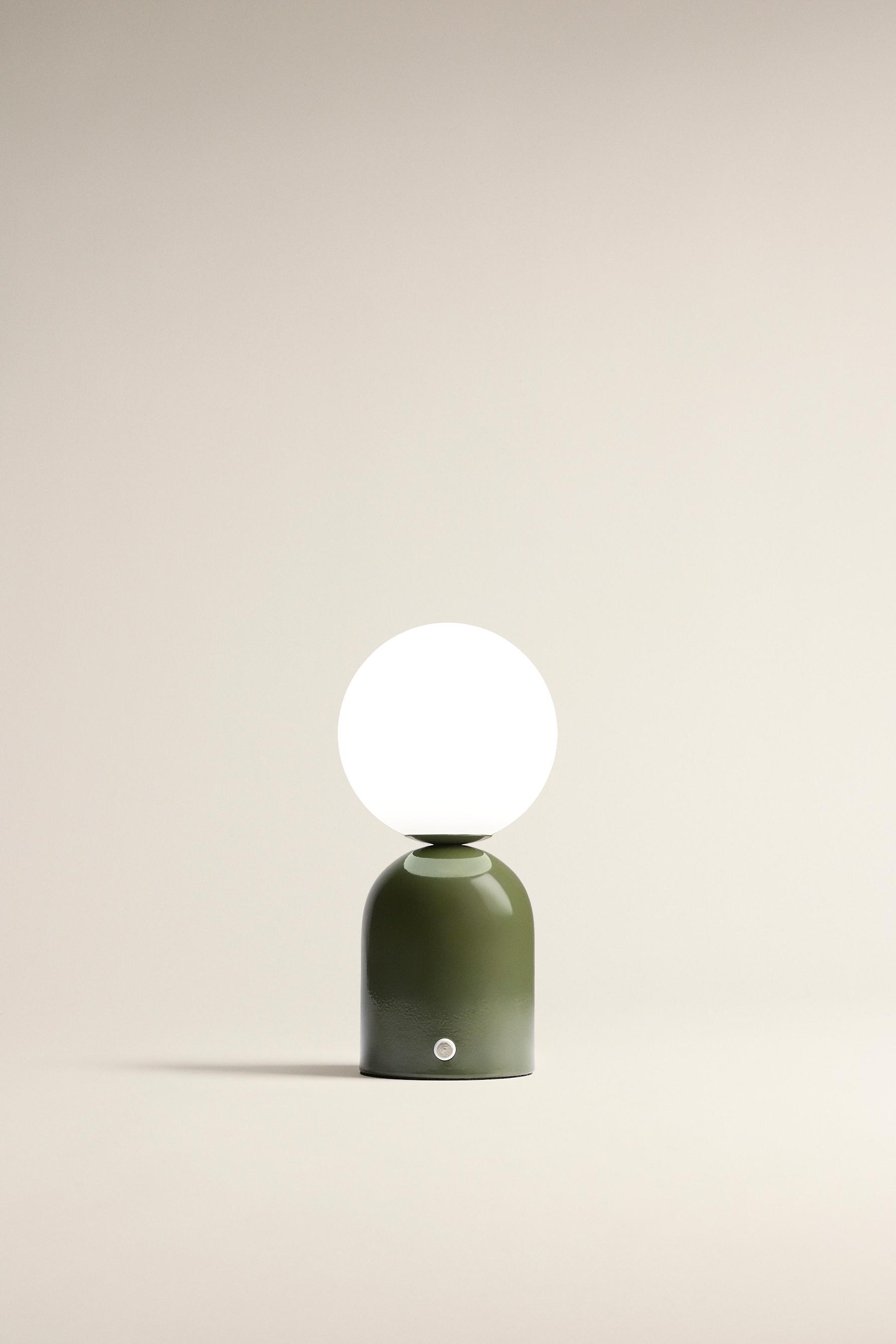 Lámpara bombilla 22 cm