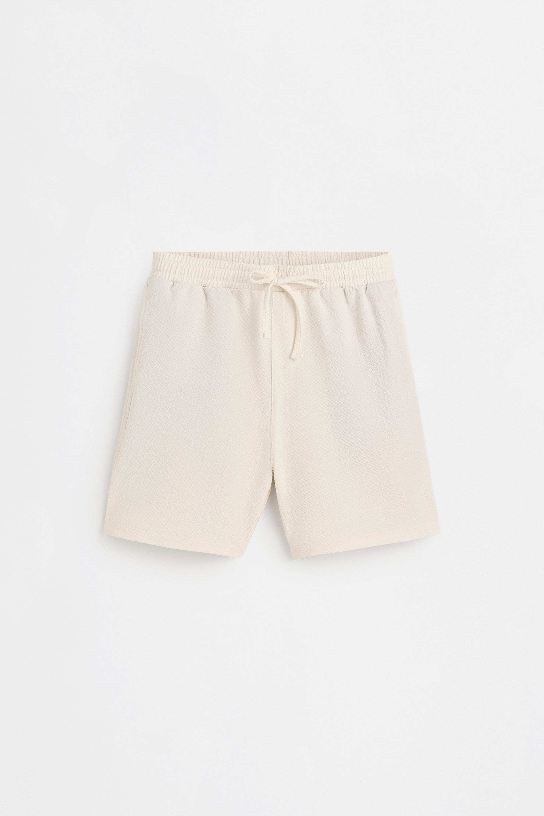 Seersucker Bermuda shorts — OFF WHITE