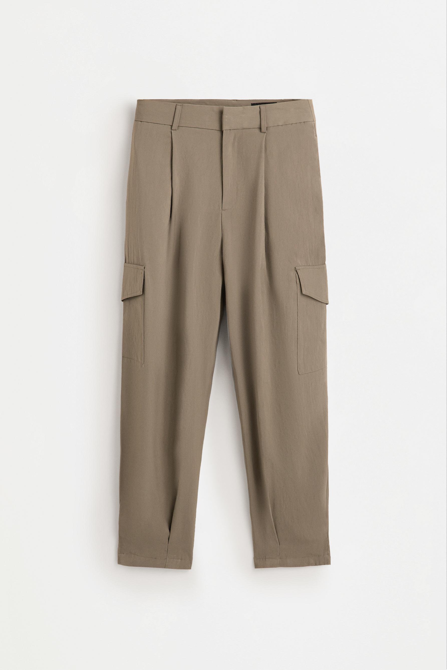 Cargo trousers with fitted hem — PALE KHAKI