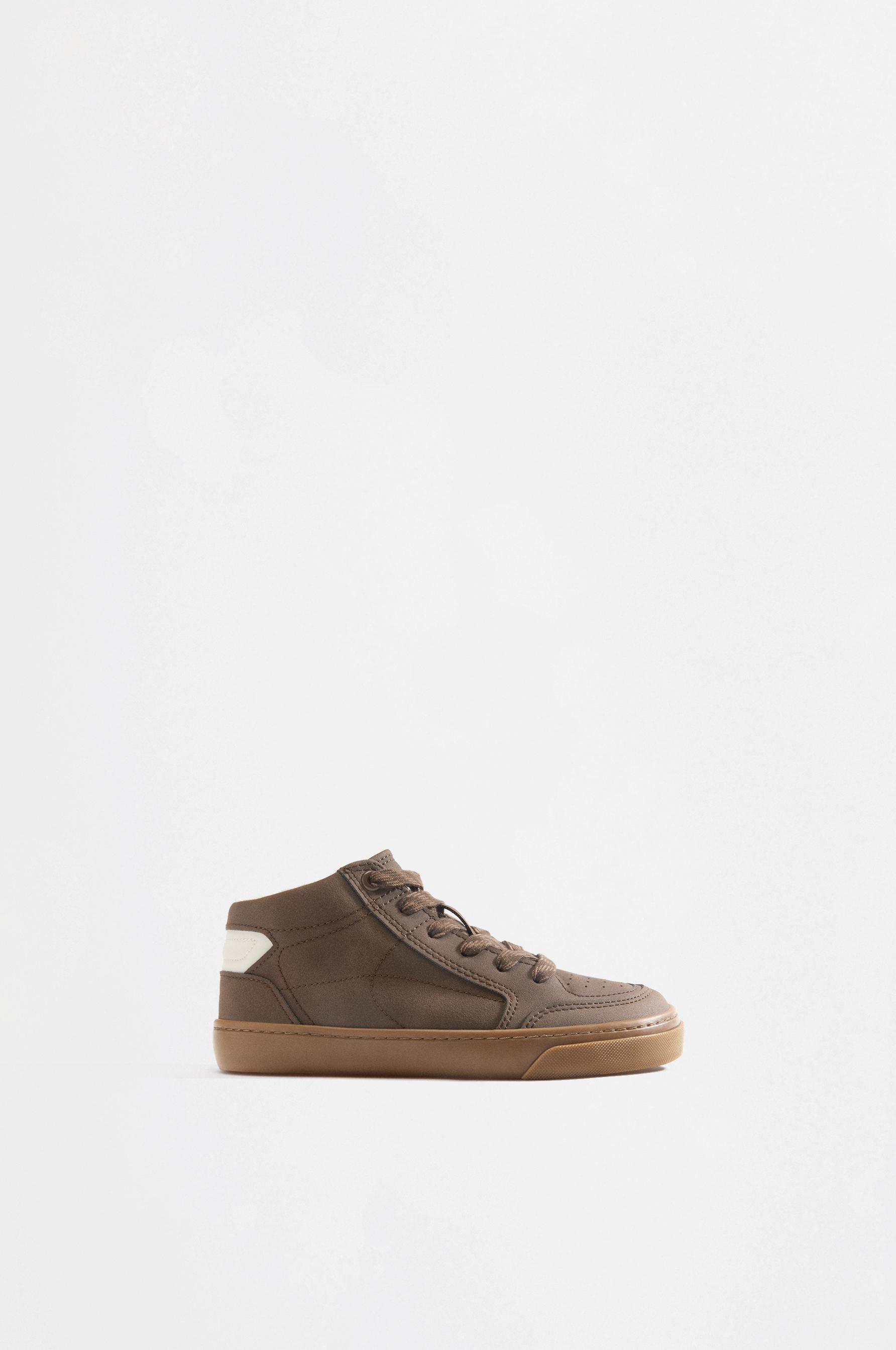 Casual barefoot sneakers — BROWN
