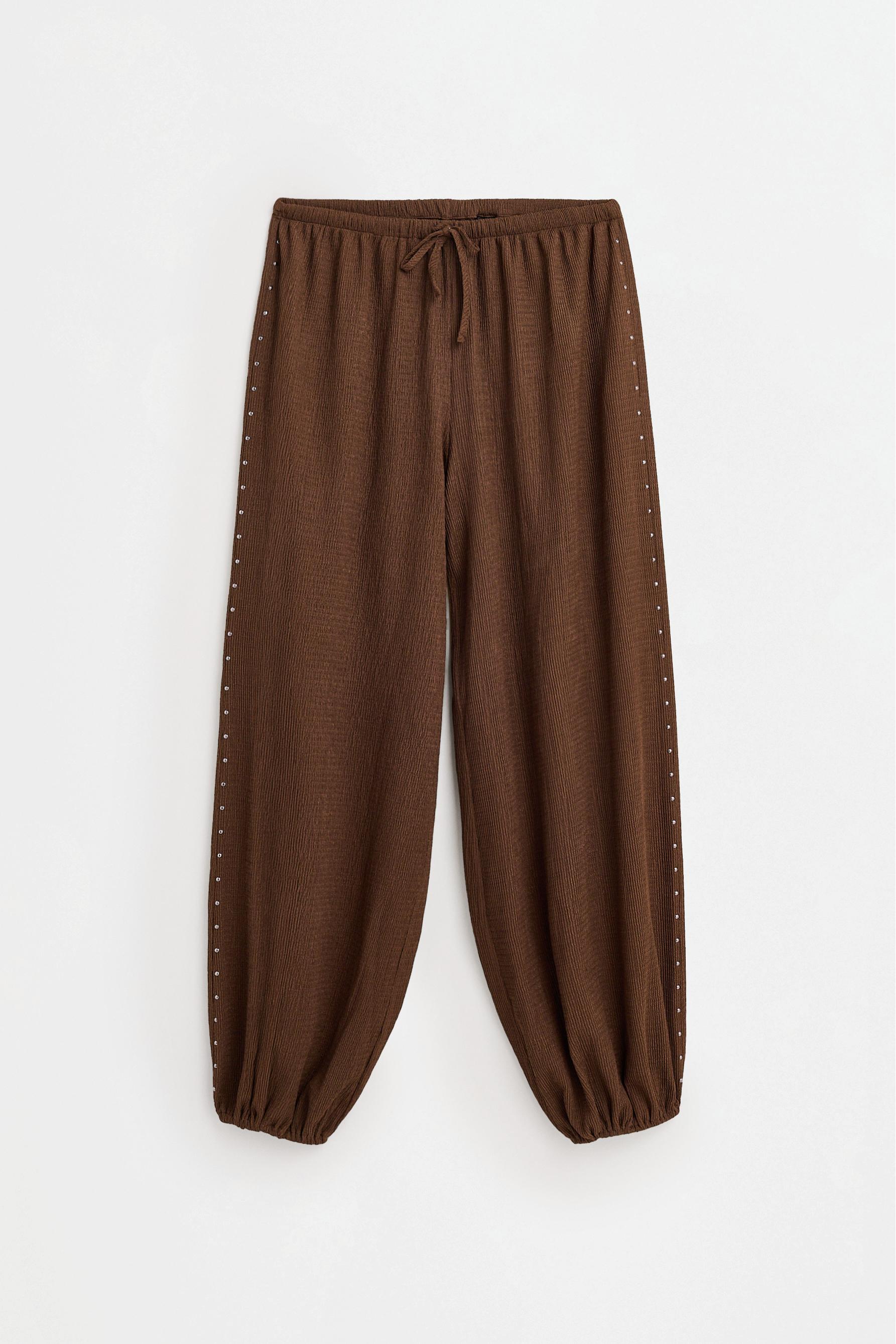 Studded joggers — CHOCOLATE