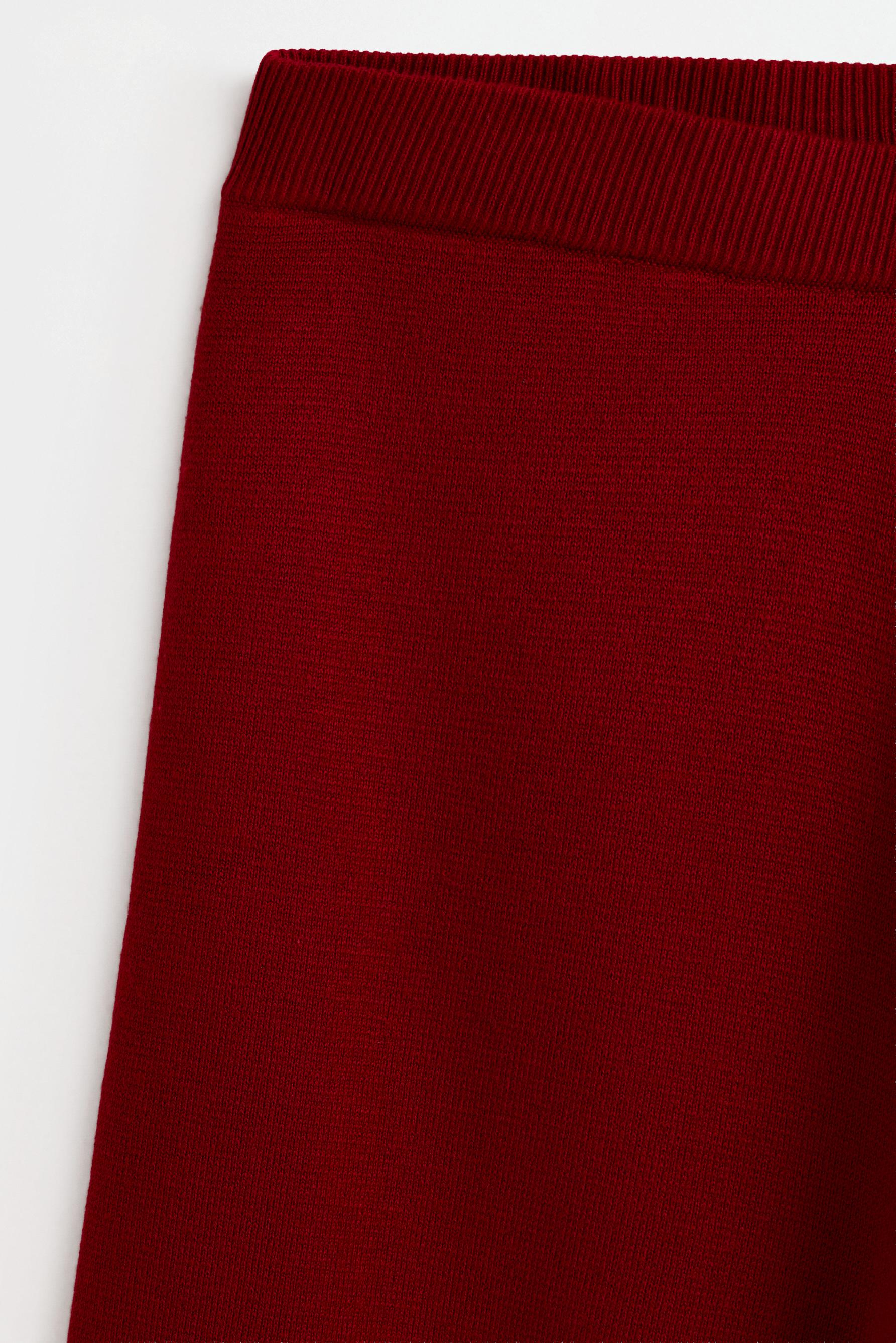 Knit trousers — WINE