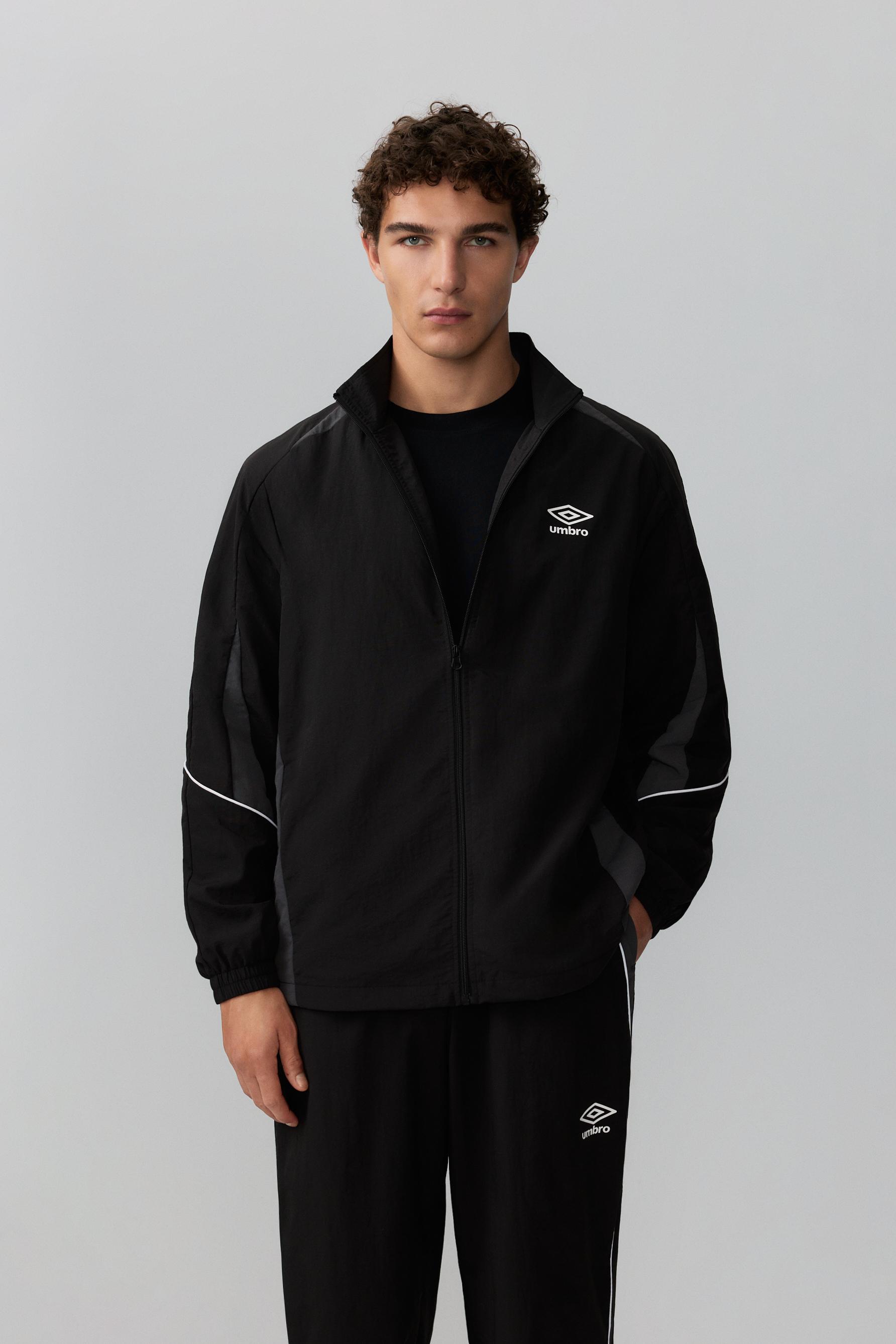 新品未使用 UMBRO FORSOMEONE WIND JACKET BLACK 新品未使用 UMBRO FORSOMEONE WIND JACKET BLACK - メルカリ