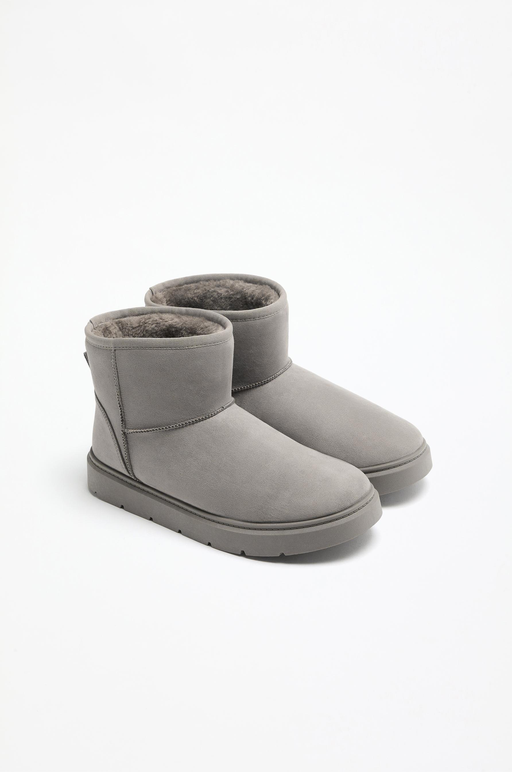 Flat fur ankle boots — GREY