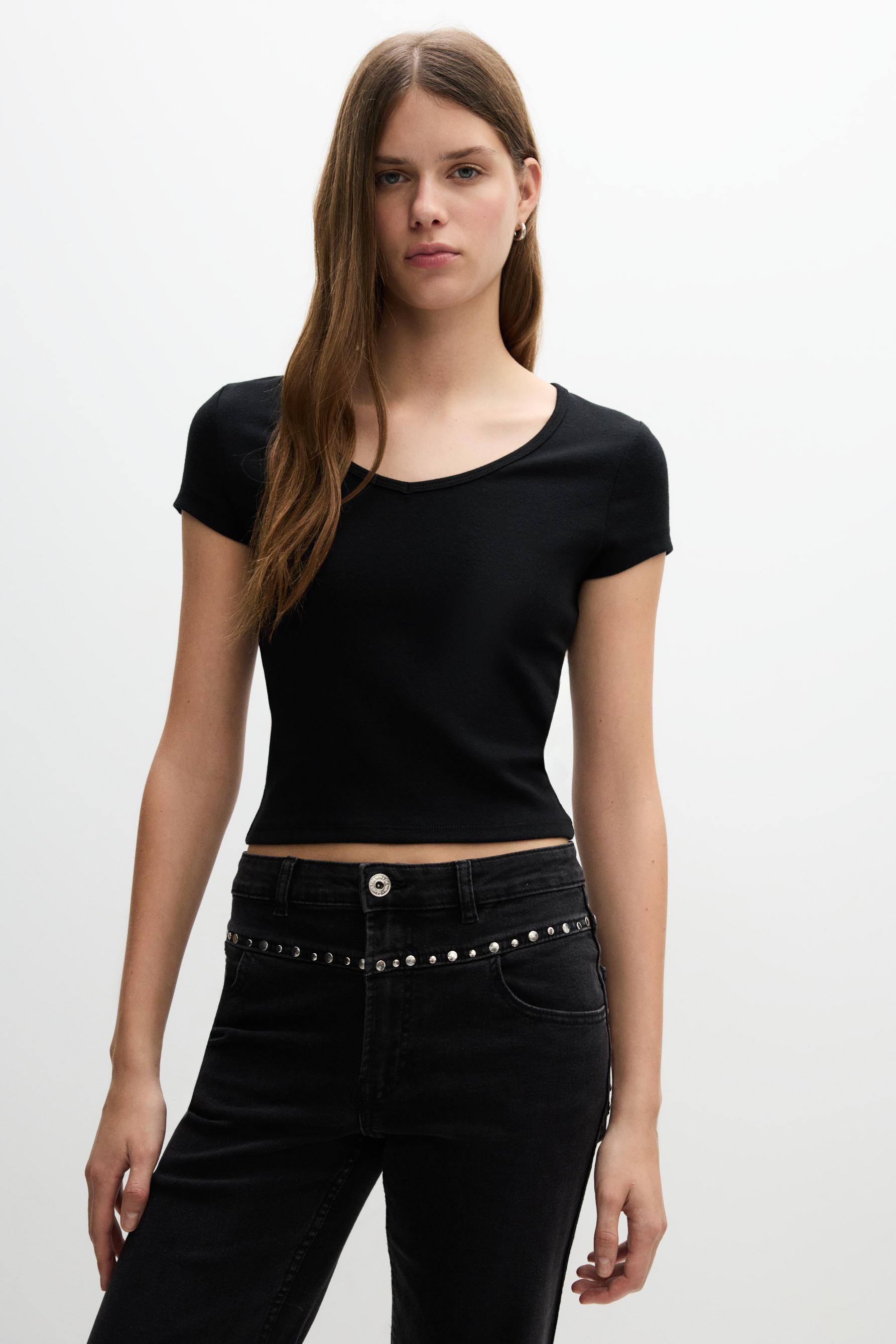 Camiseta cuello pico