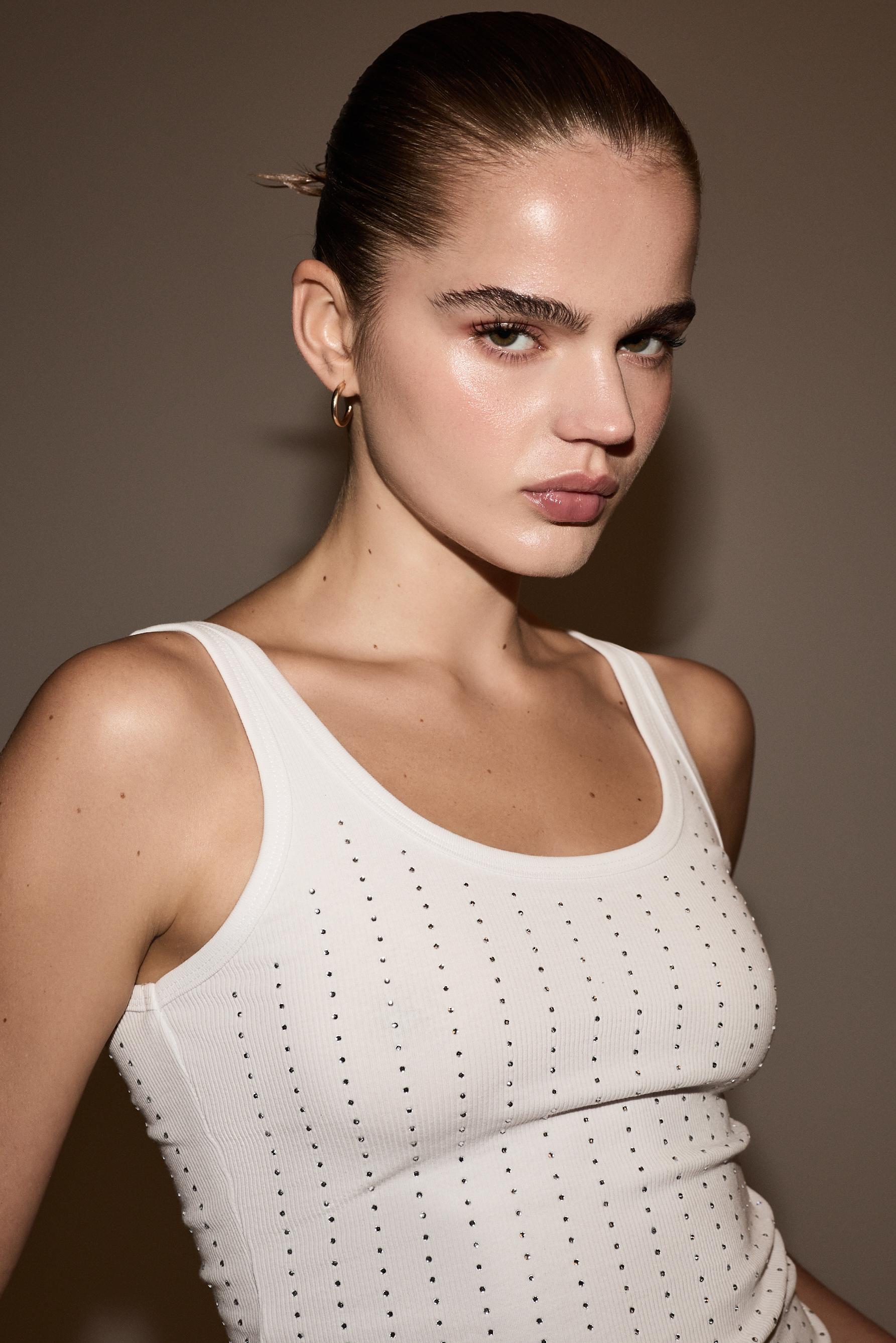 Ribbed rhinestone T-shirt — OFF WHITE