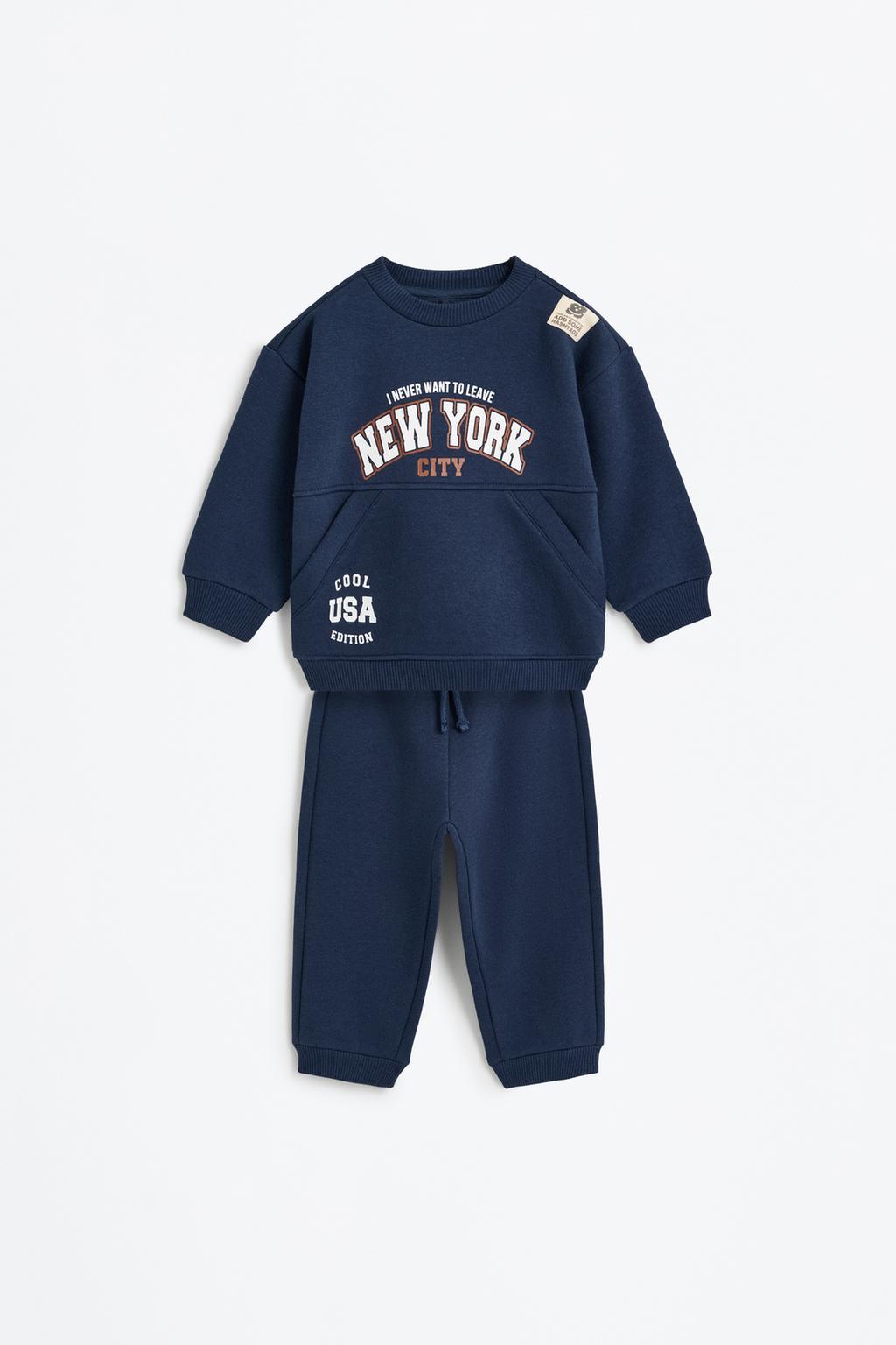 Conjunto sudadera y pantalón estampados