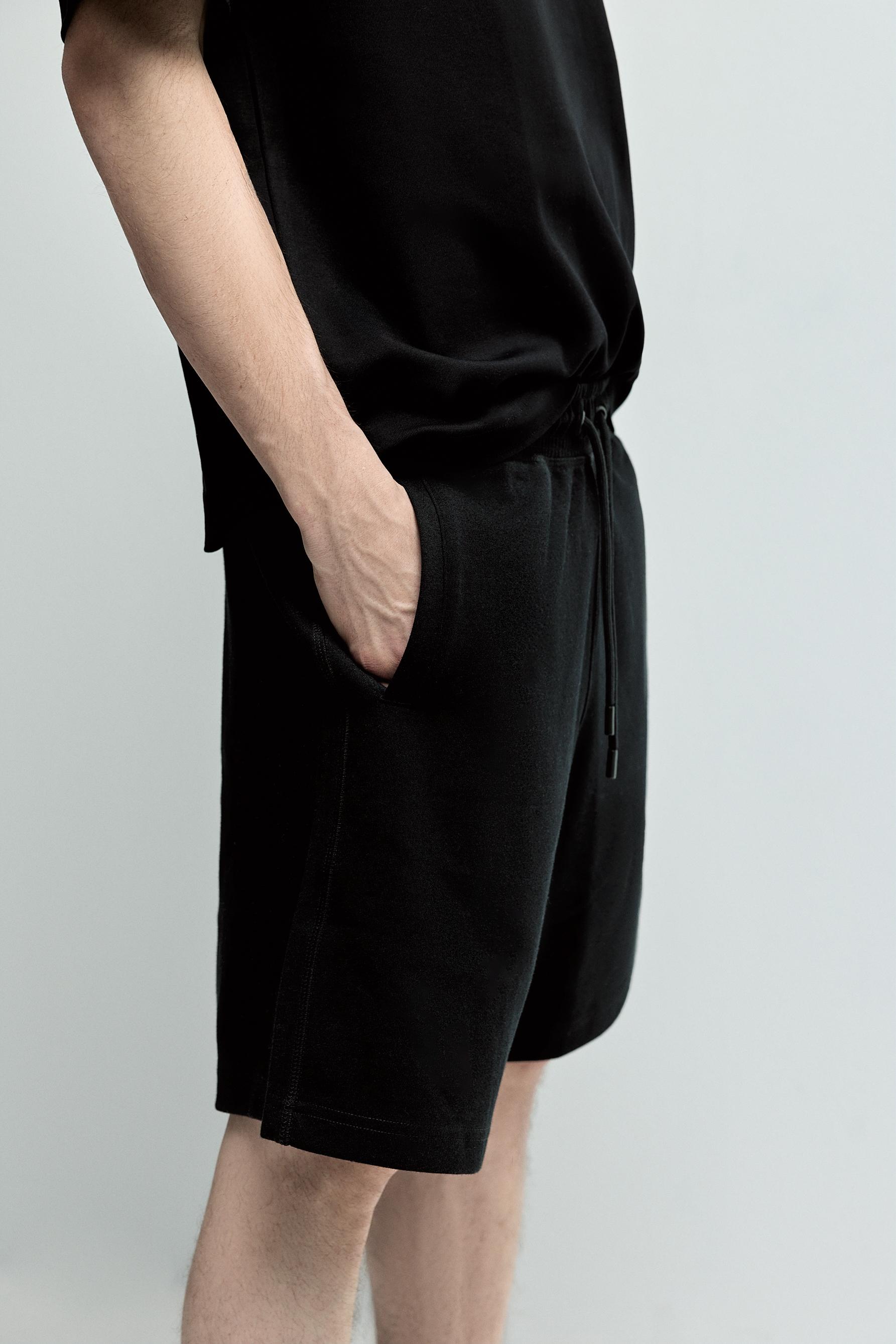 Interlock Bermuda shorts — BLACK