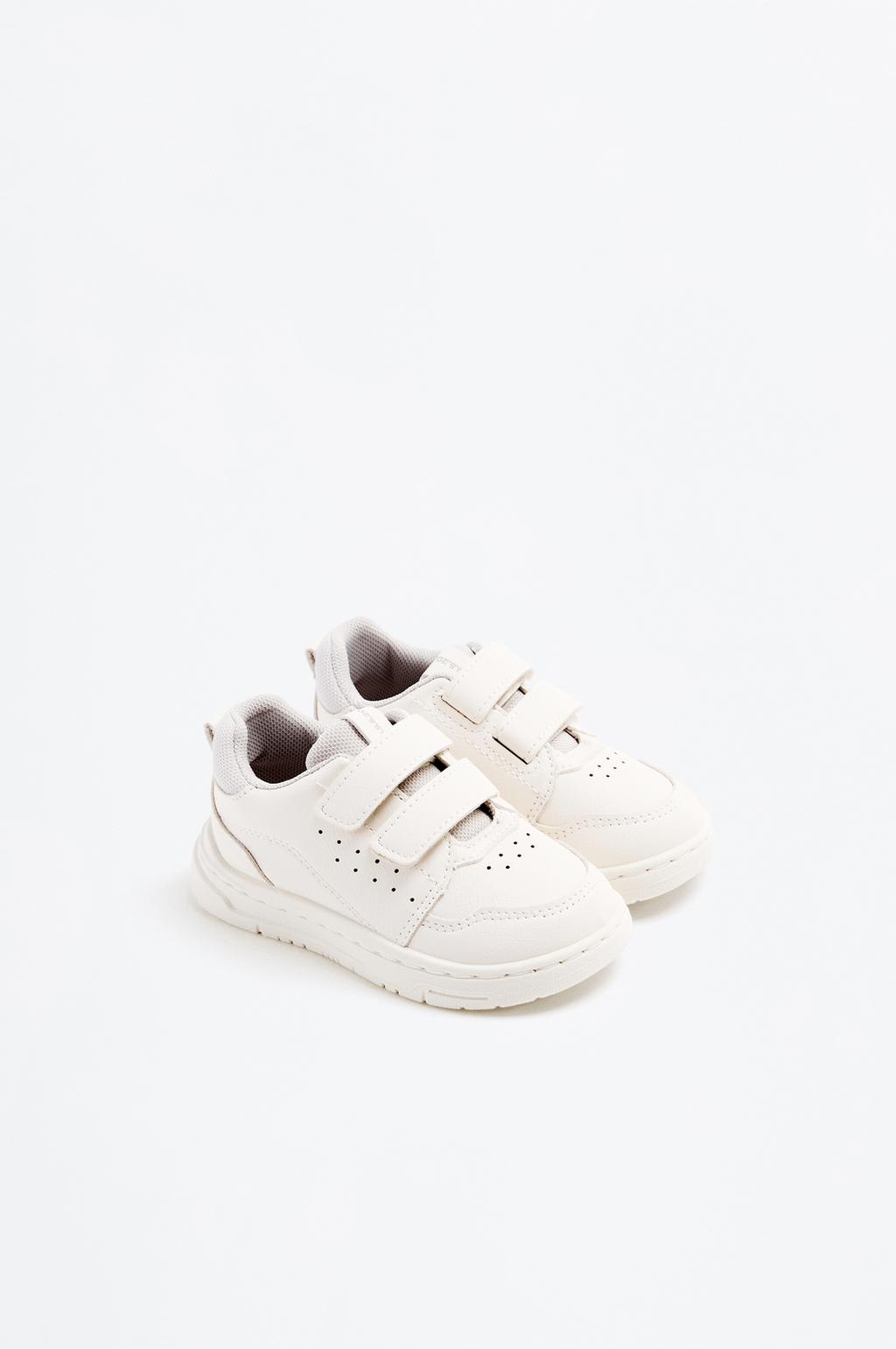 Zapatilla deportiva minimal