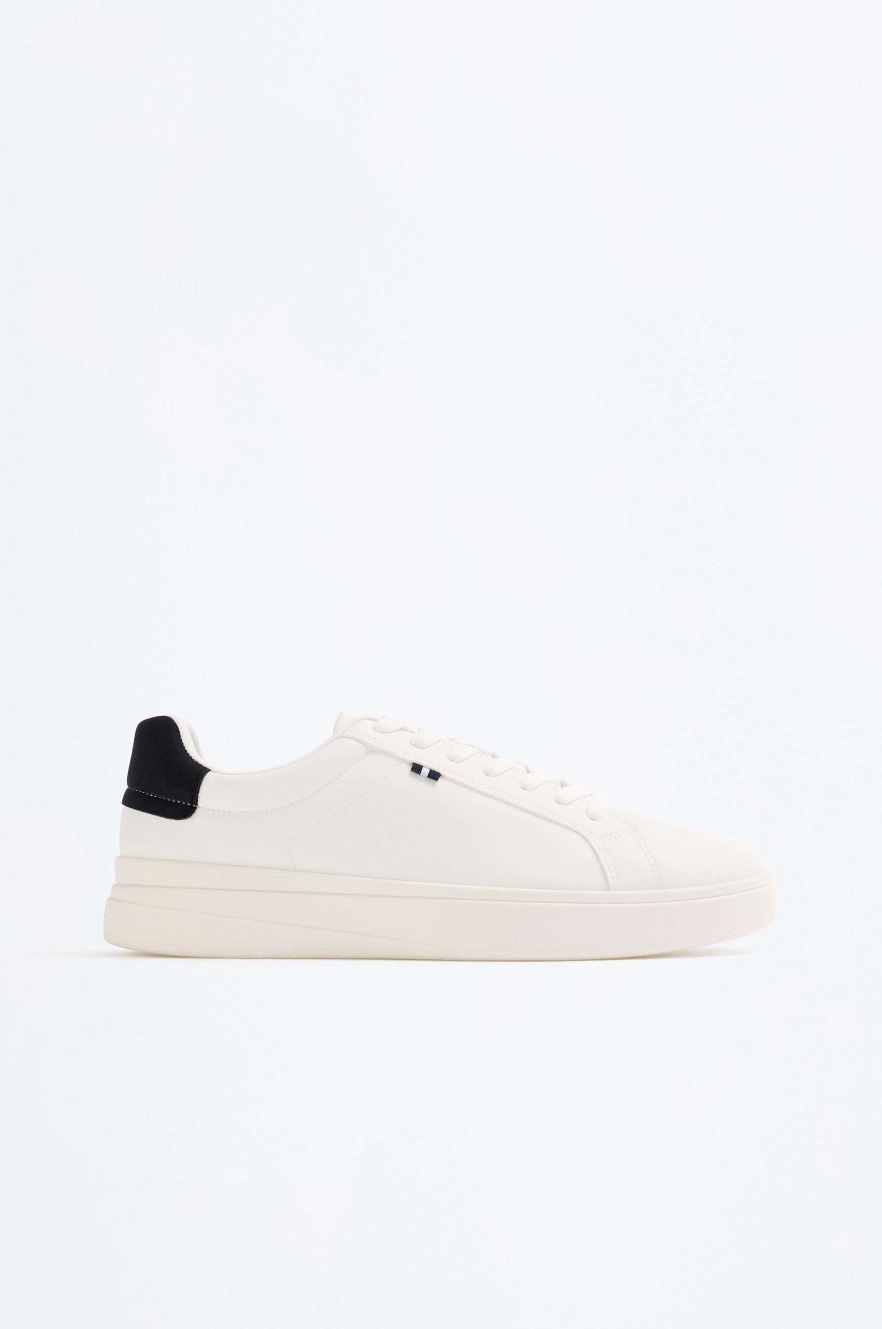 Casual flag sneakers — WHITE
