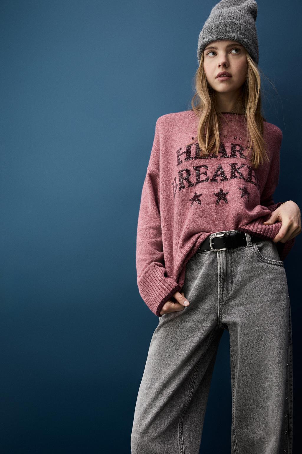 Contrast detail knit sweater