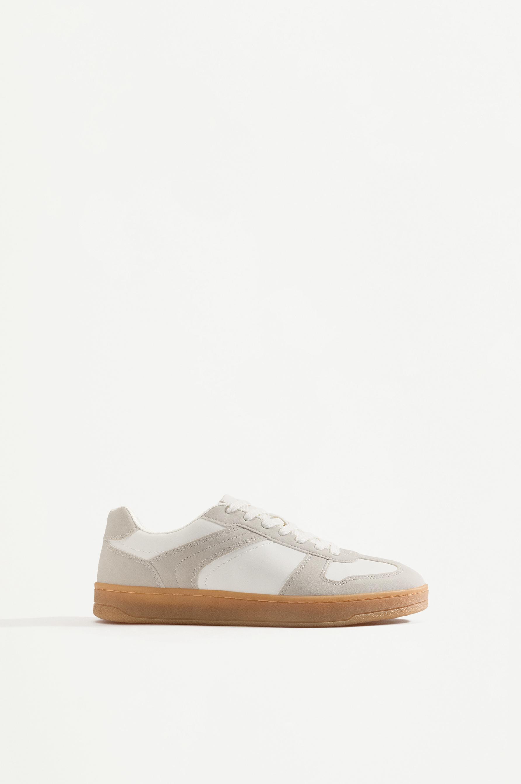 Retro sneakers — OTHERS