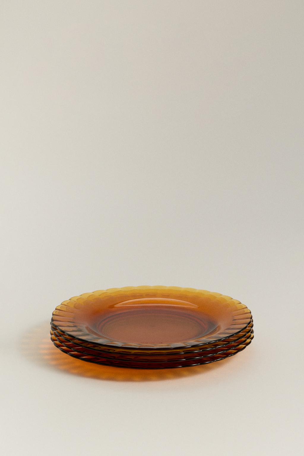 Pack of 4 Duralex® colored glass dinner plates 23 cm