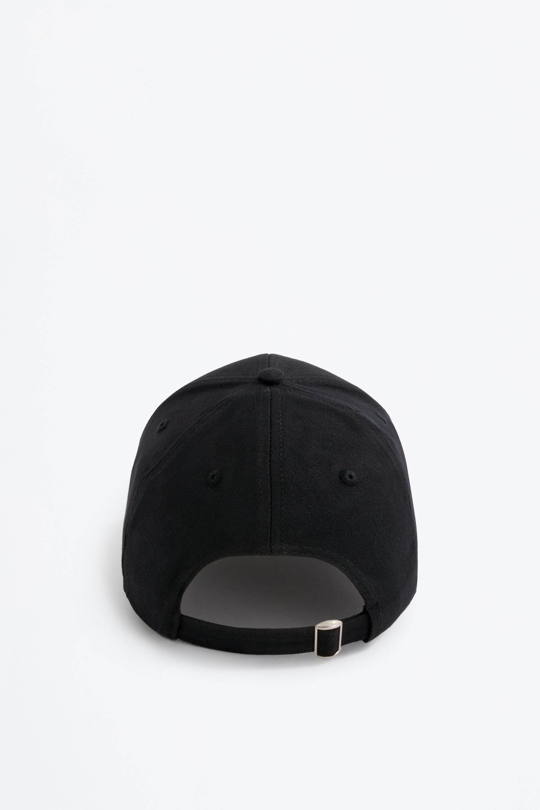 Basic cap — BLACK