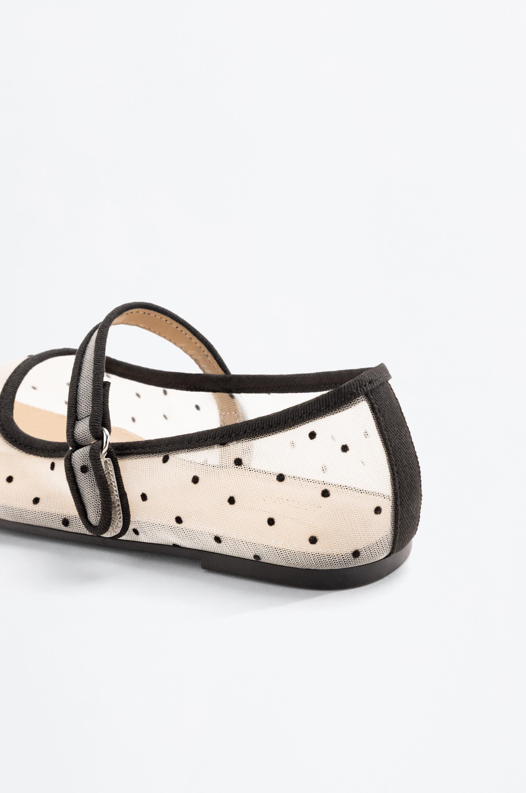 POLKA DOT BALLET FLATS — WHITE