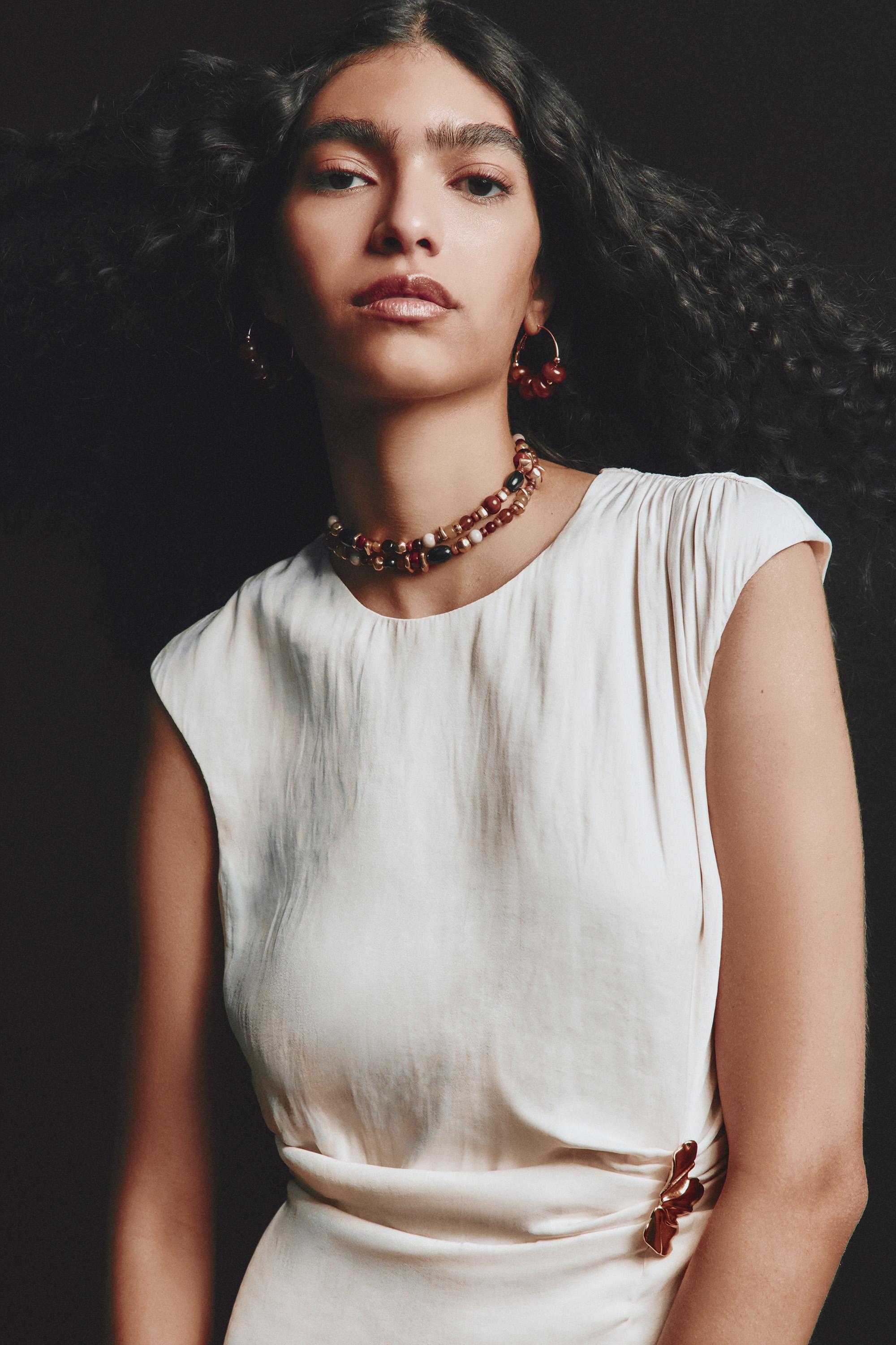 Double-strand stone necklace — BROWN