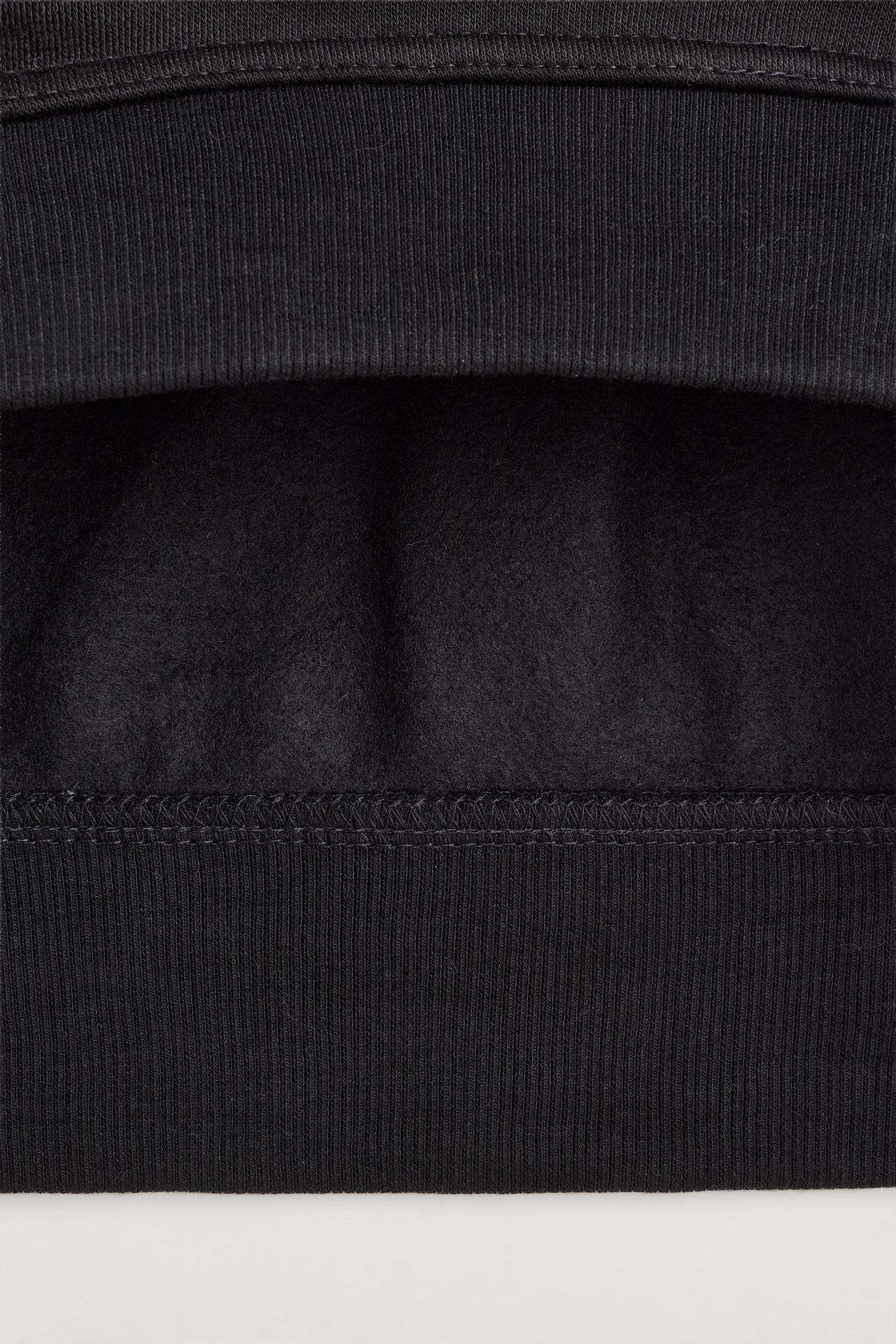 Hooded sweatshirt — BLACK