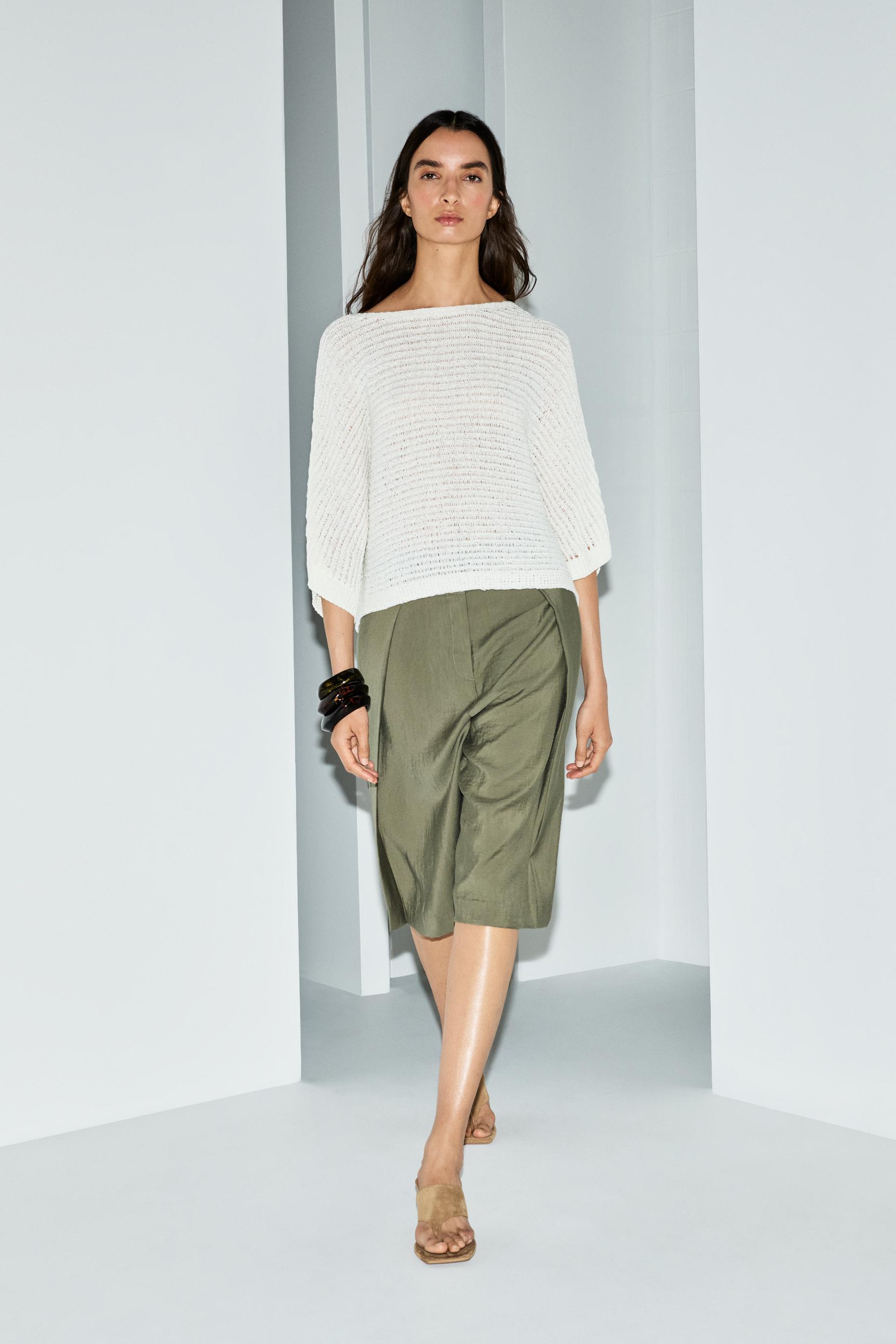 Oversize knit sweater — HIELO