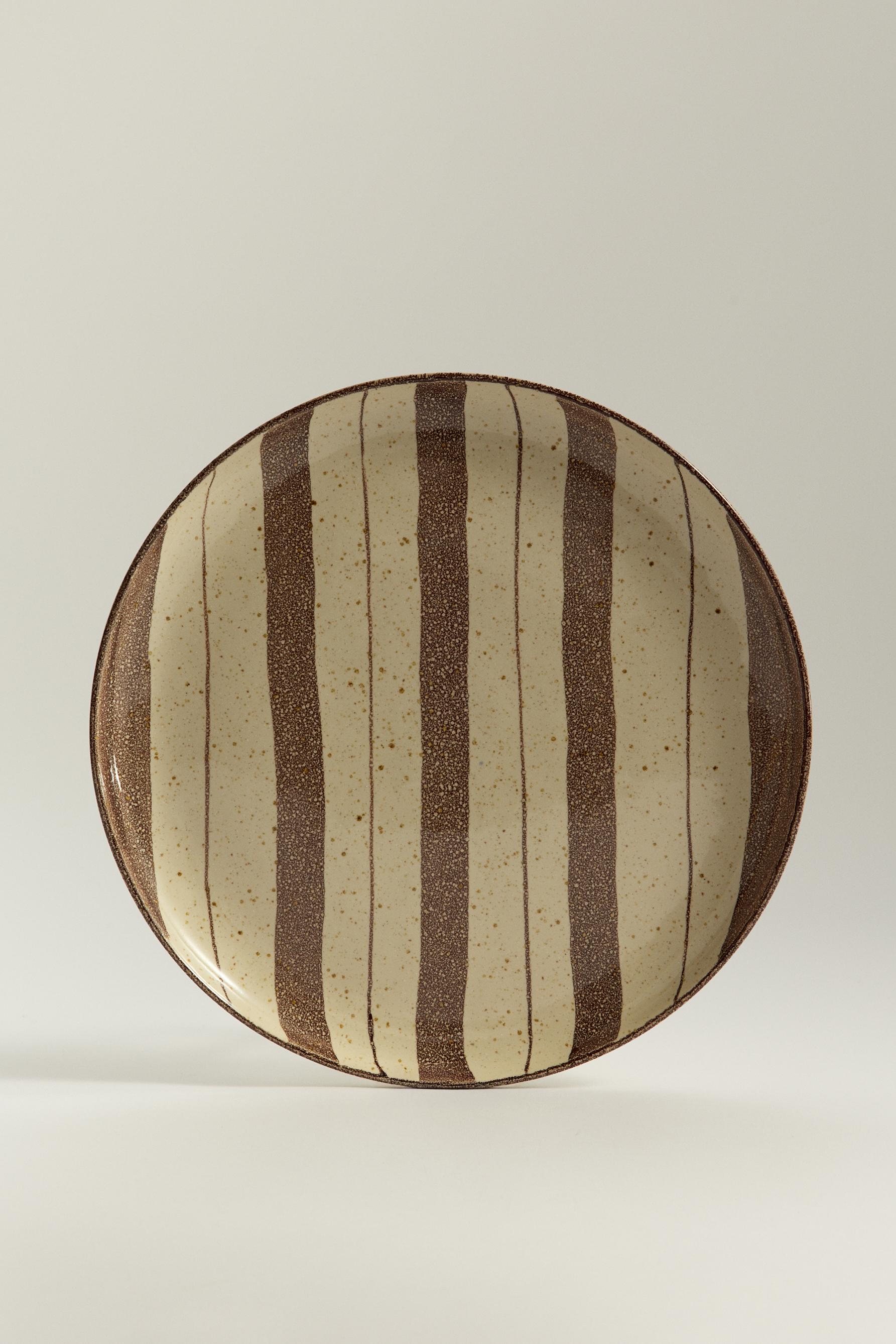 Plato llano gres franjas