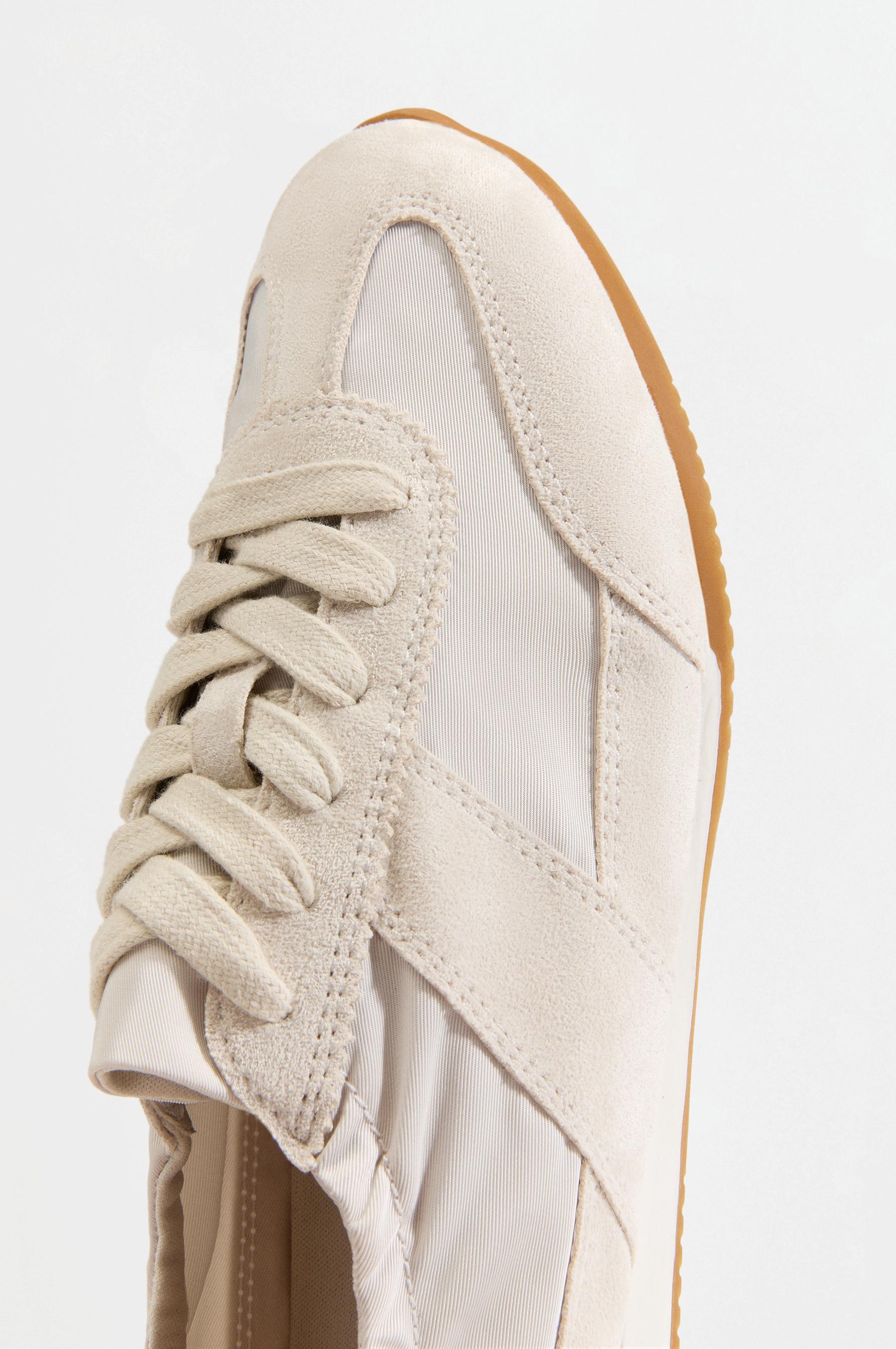 Sneakers — ECRU