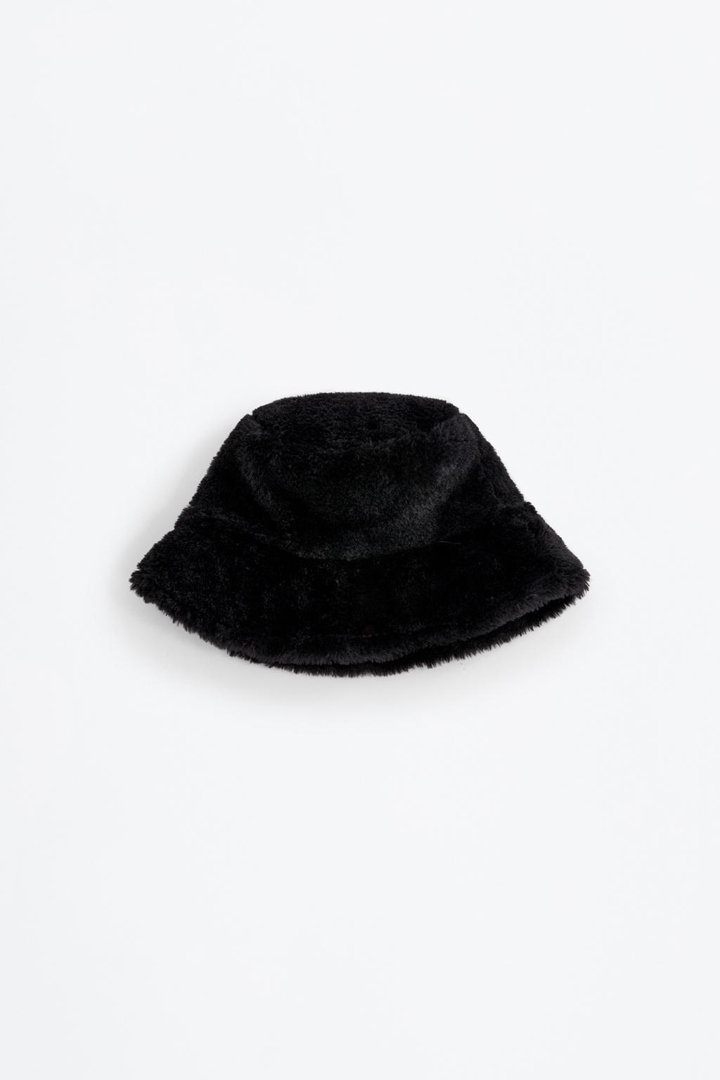 Reversible bucket hat