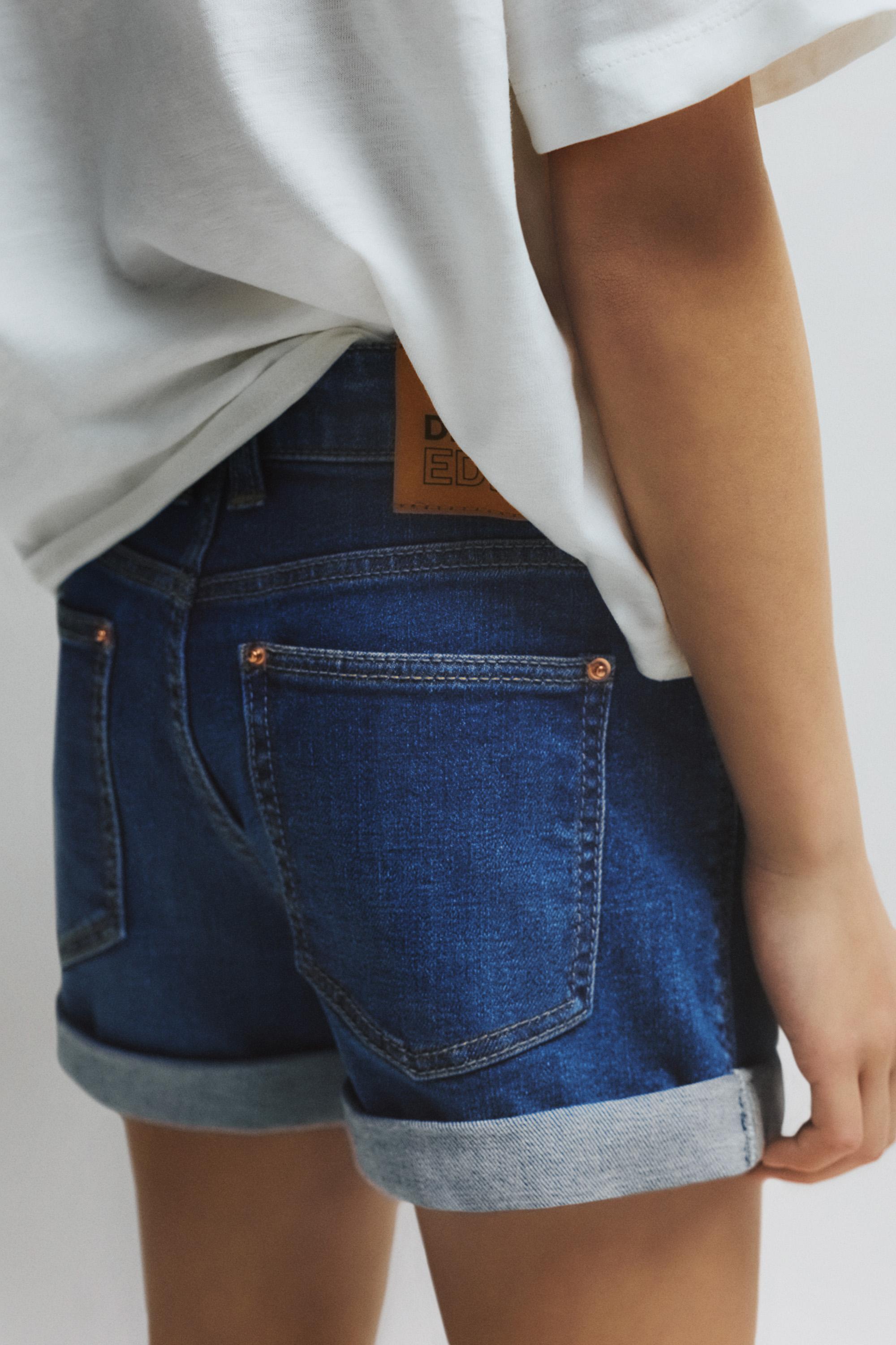 Stretch denim shorts — MEDIUM BLUE