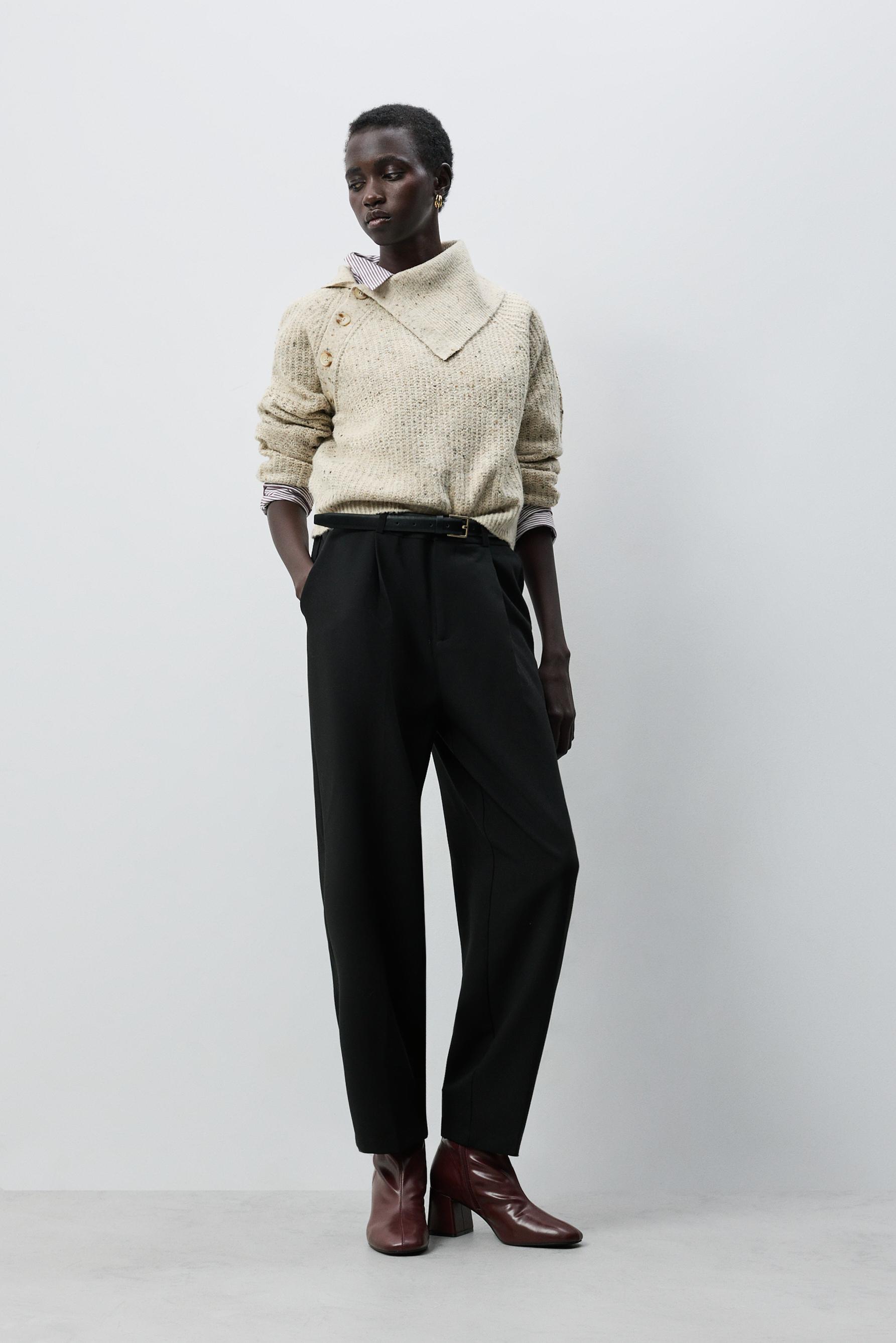 Carrot fit dress trousers — BLACK